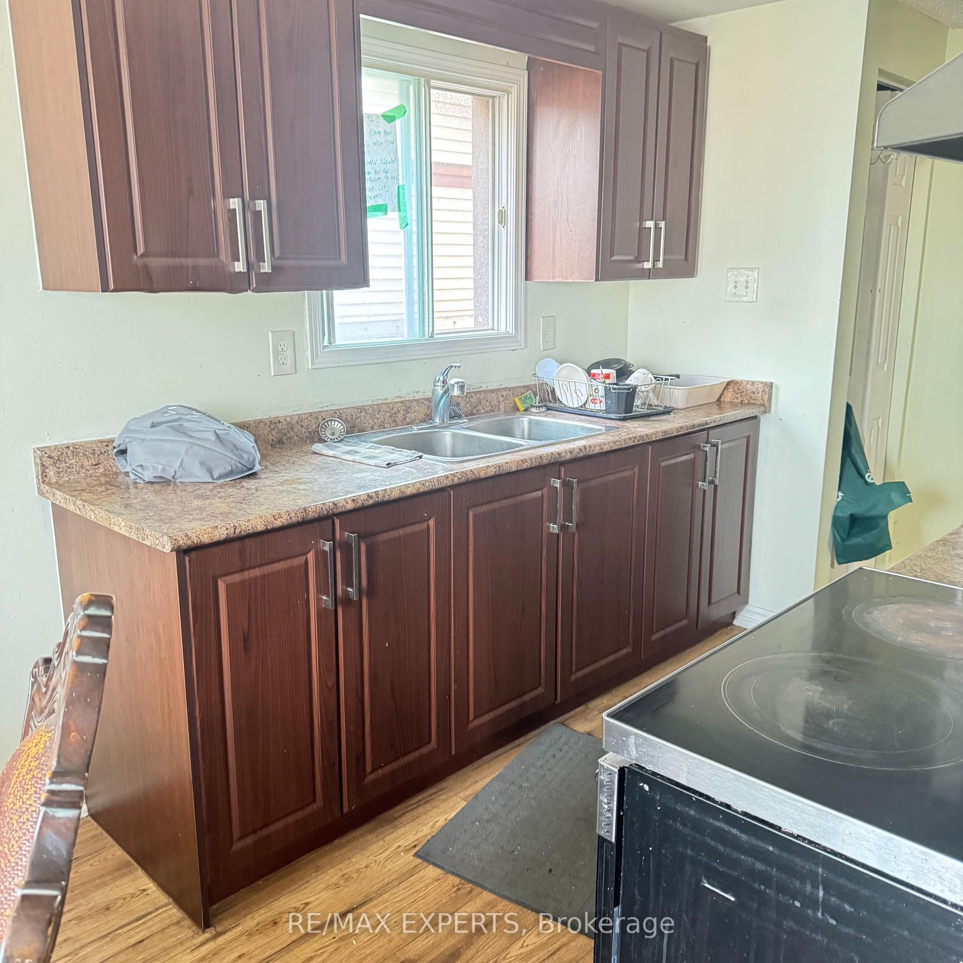 Photo 2 of 25 Argyle Road, Barrie, Sunnidale — HOMEH