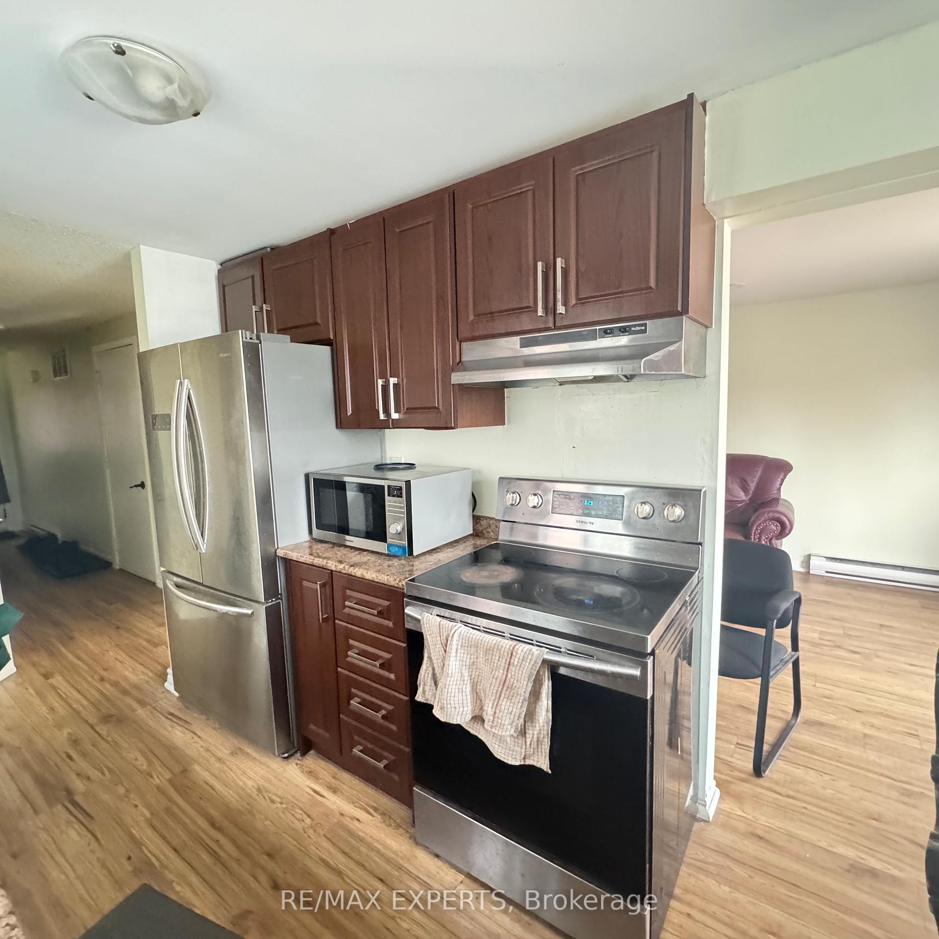 Photo 6 of 25 Argyle Road, Barrie, Sunnidale — HOMEH