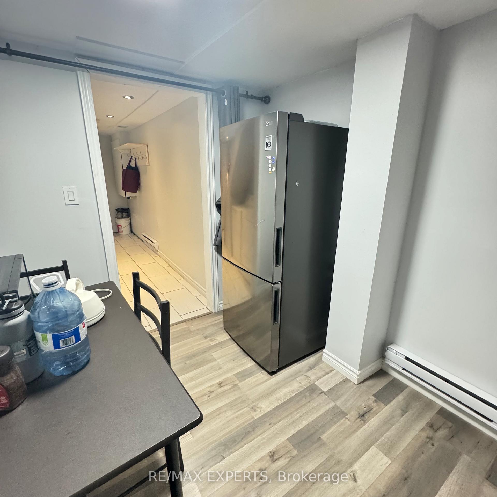 Photo 5 of 25 Argyle Road, Barrie, Sunnidale — HOMEH