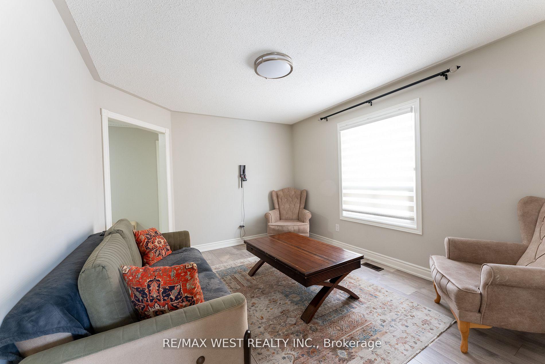 Photo 7 of 37 Whitbread Avenue, Caledon, Bolton East — HOMEH