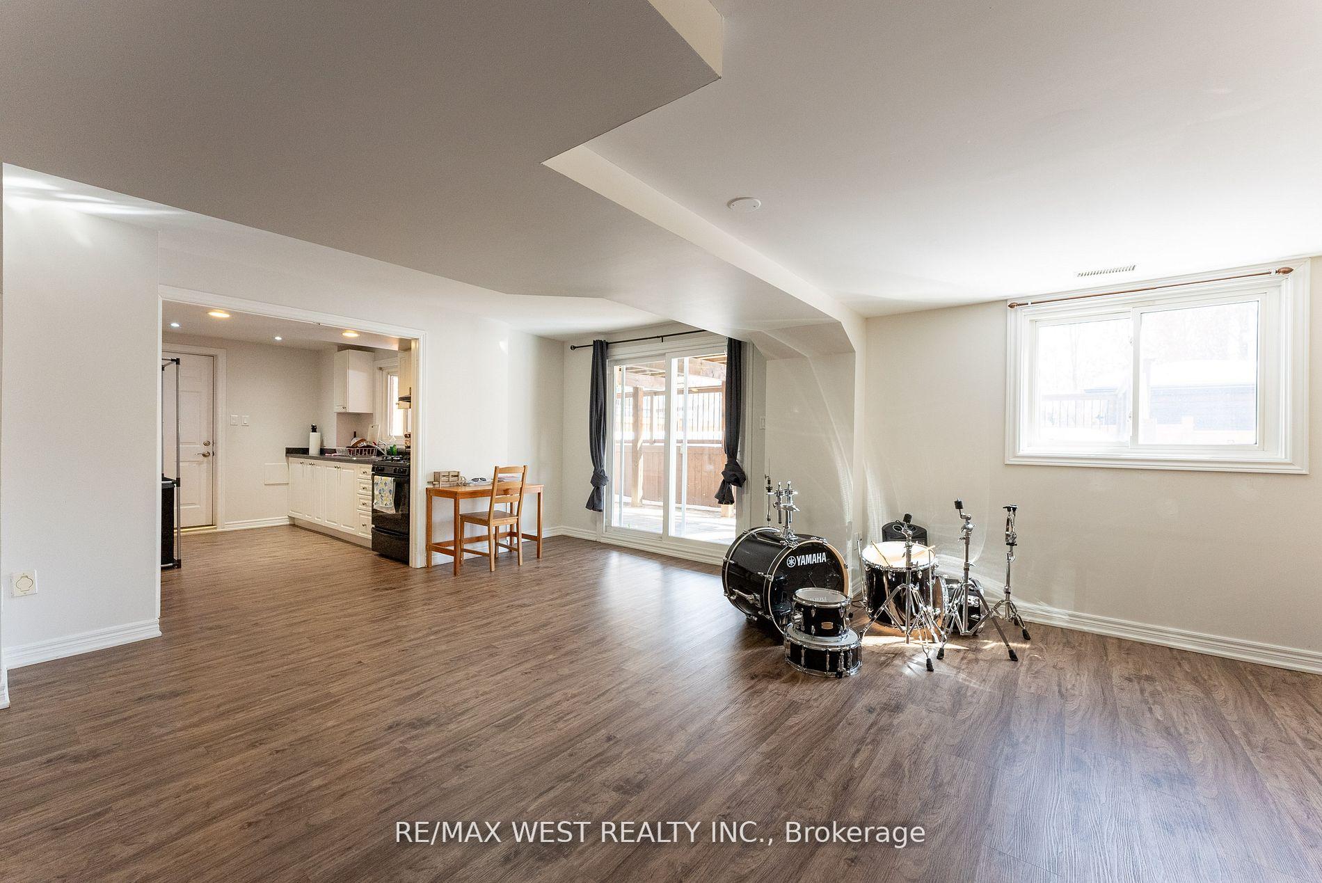 Photo 29 of 37 Whitbread Avenue, Caledon, Bolton East — HOMEH