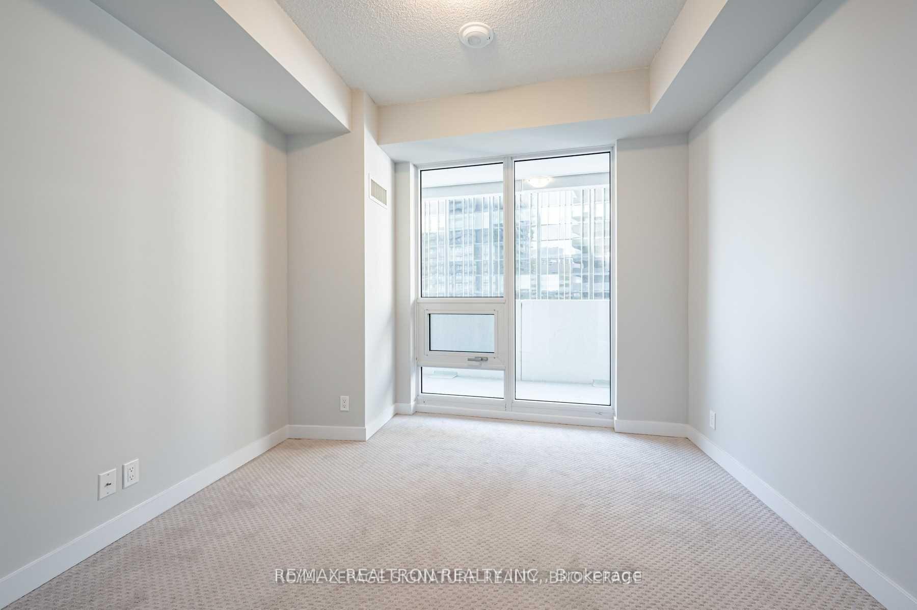Photo 9 of Unit 3007, 2221 Yonge Street, Toronto, Mount Pleasant West — HOMEH