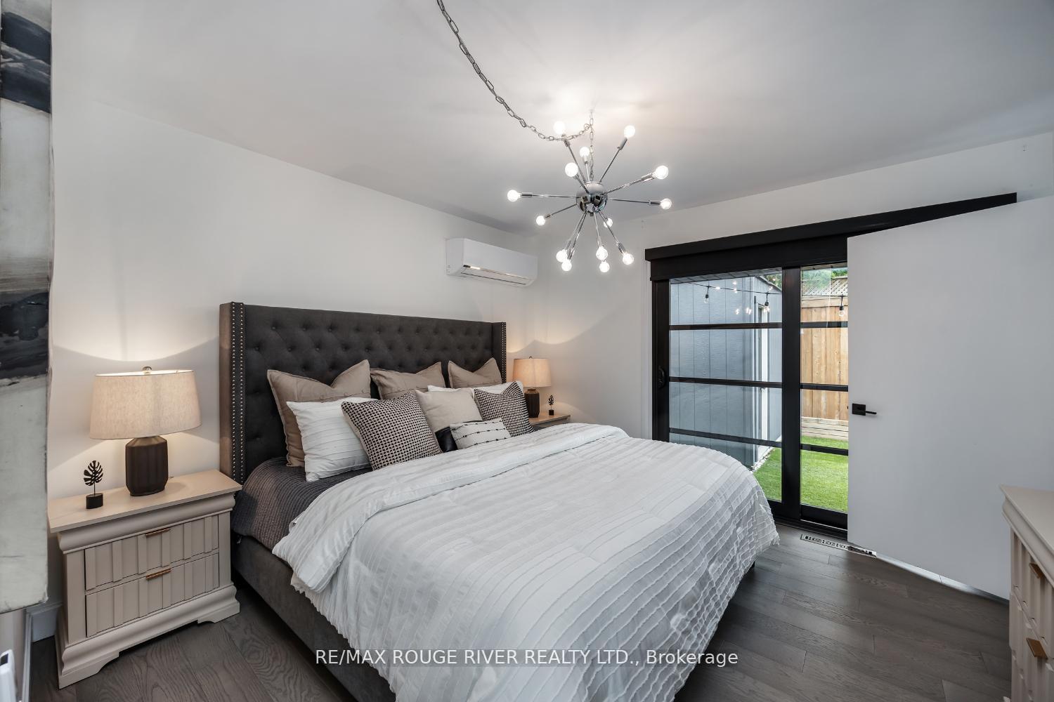 Photo 33 of 693 Carnegie Avenue, Oshawa, O'Neill — HOMEH