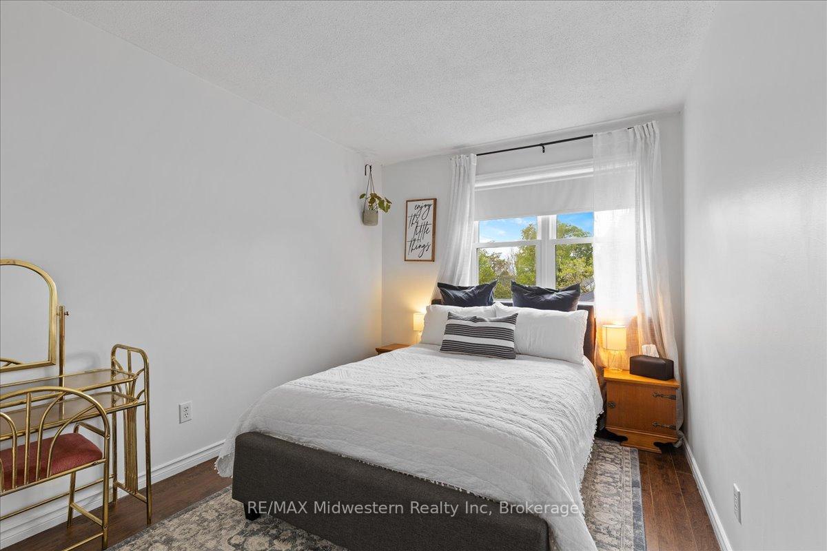 Photo 19 of 759 York Avenue N, North Perth, Listowel — HOMEH