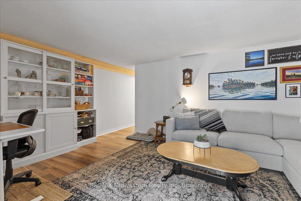 Photo 22 of 759 York Avenue N, North Perth, Listowel — HOMEH