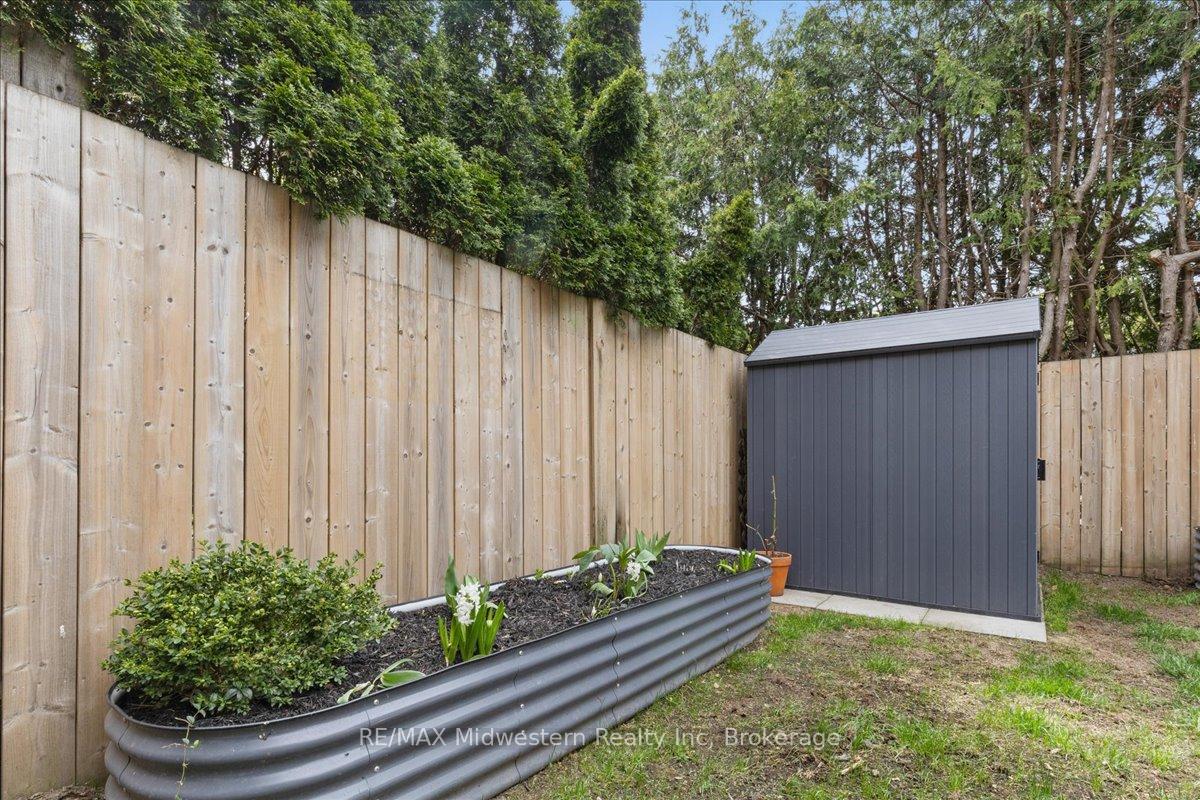 Photo 32 of 759 York Avenue N, North Perth, Listowel — HOMEH