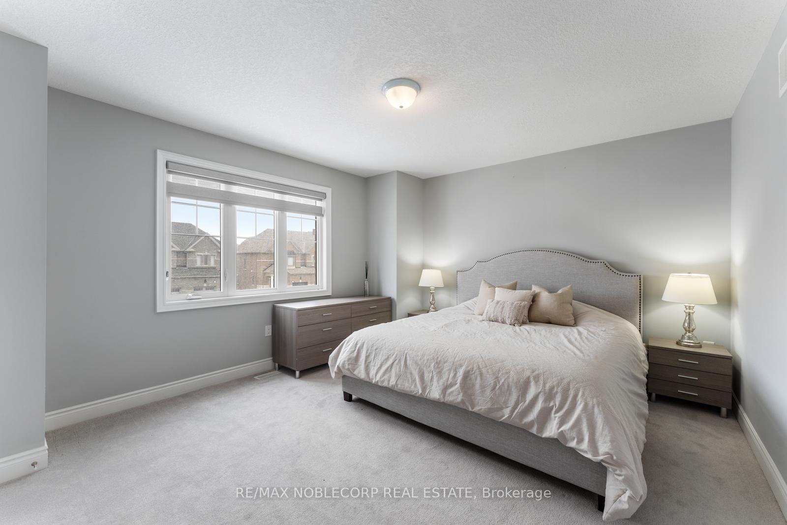 Photo 37 of 209 Walker Boulevard, New Tecumseth, Alliston — HOMEH