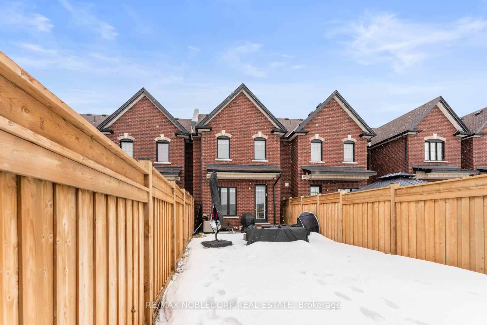 Photo 36 of 209 Walker Boulevard, New Tecumseth, Alliston — HOMEH