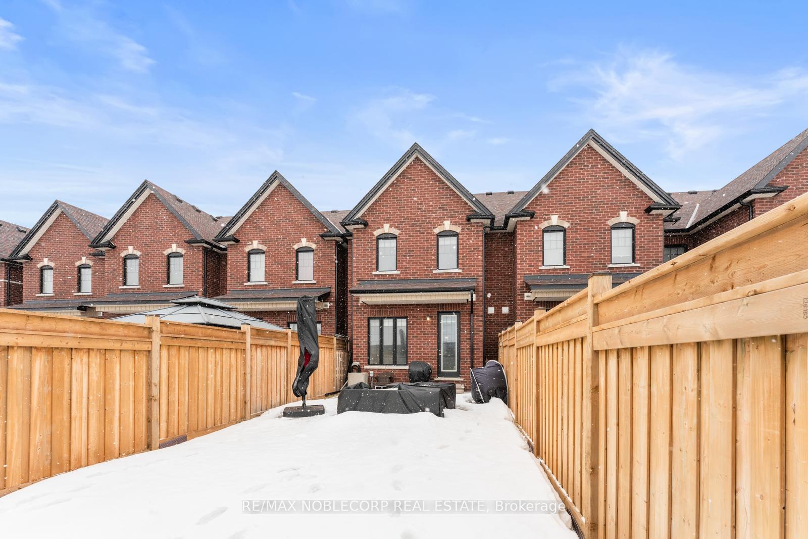Photo 27 of 209 Walker Boulevard, New Tecumseth, Alliston — HOMEH