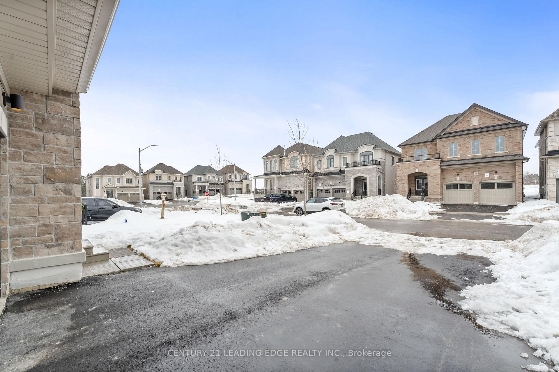 Photo 15 of 99 Ed Ewert Avenue, Clarington, Newcastle — HOMEH
