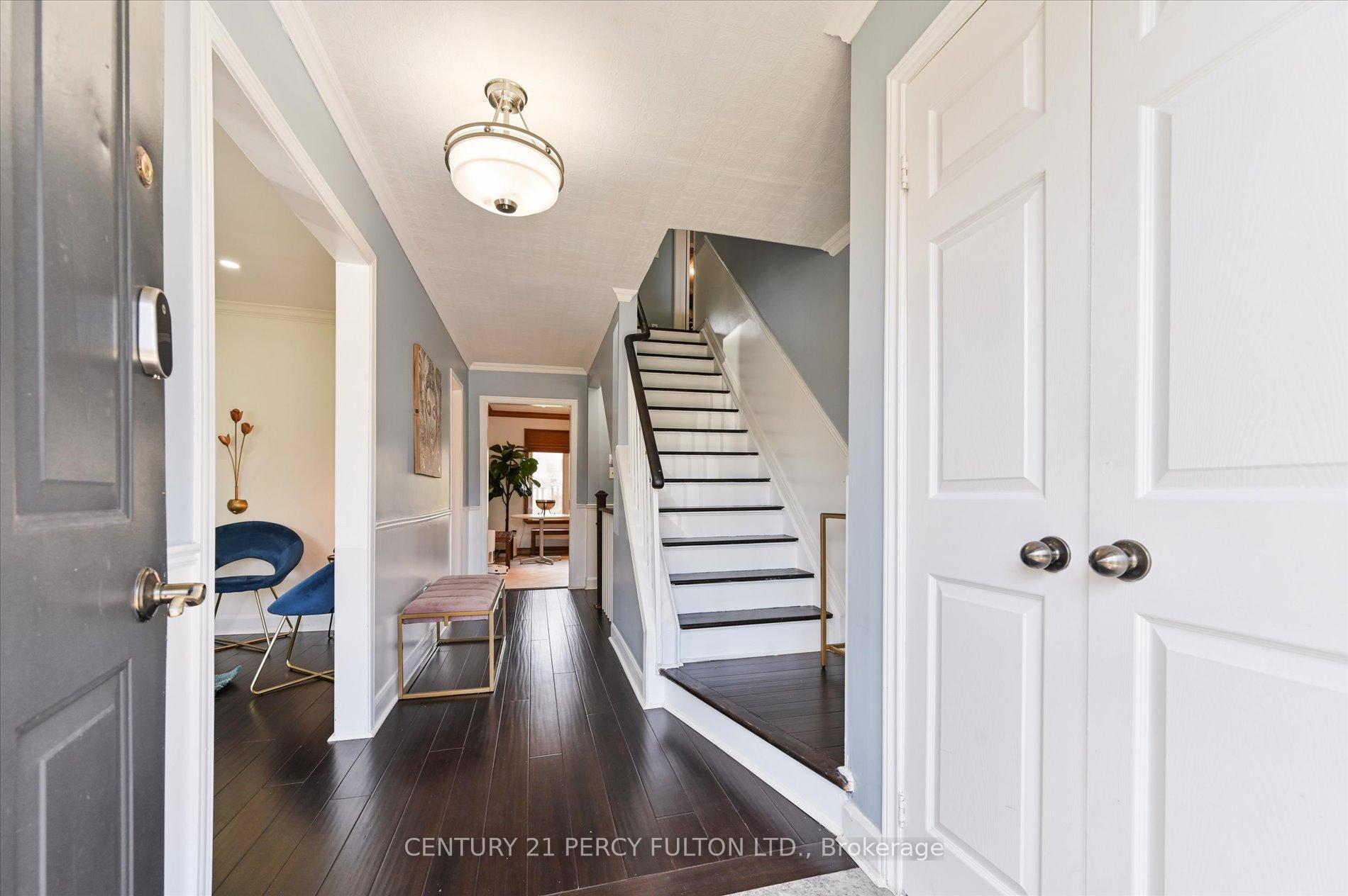Photo 7 of 16 Andrea Road, Ajax, South East — HOMEH