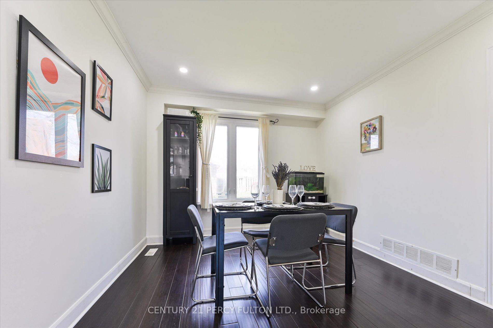 Photo 6 of 16 Andrea Road, Ajax, South East — HOMEH