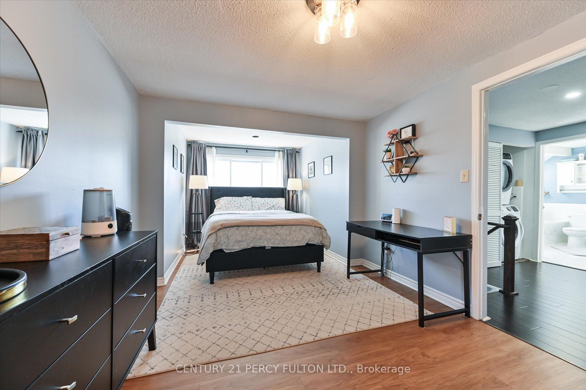 Photo 16 of 16 Andrea Road, Ajax, South East — HOMEH