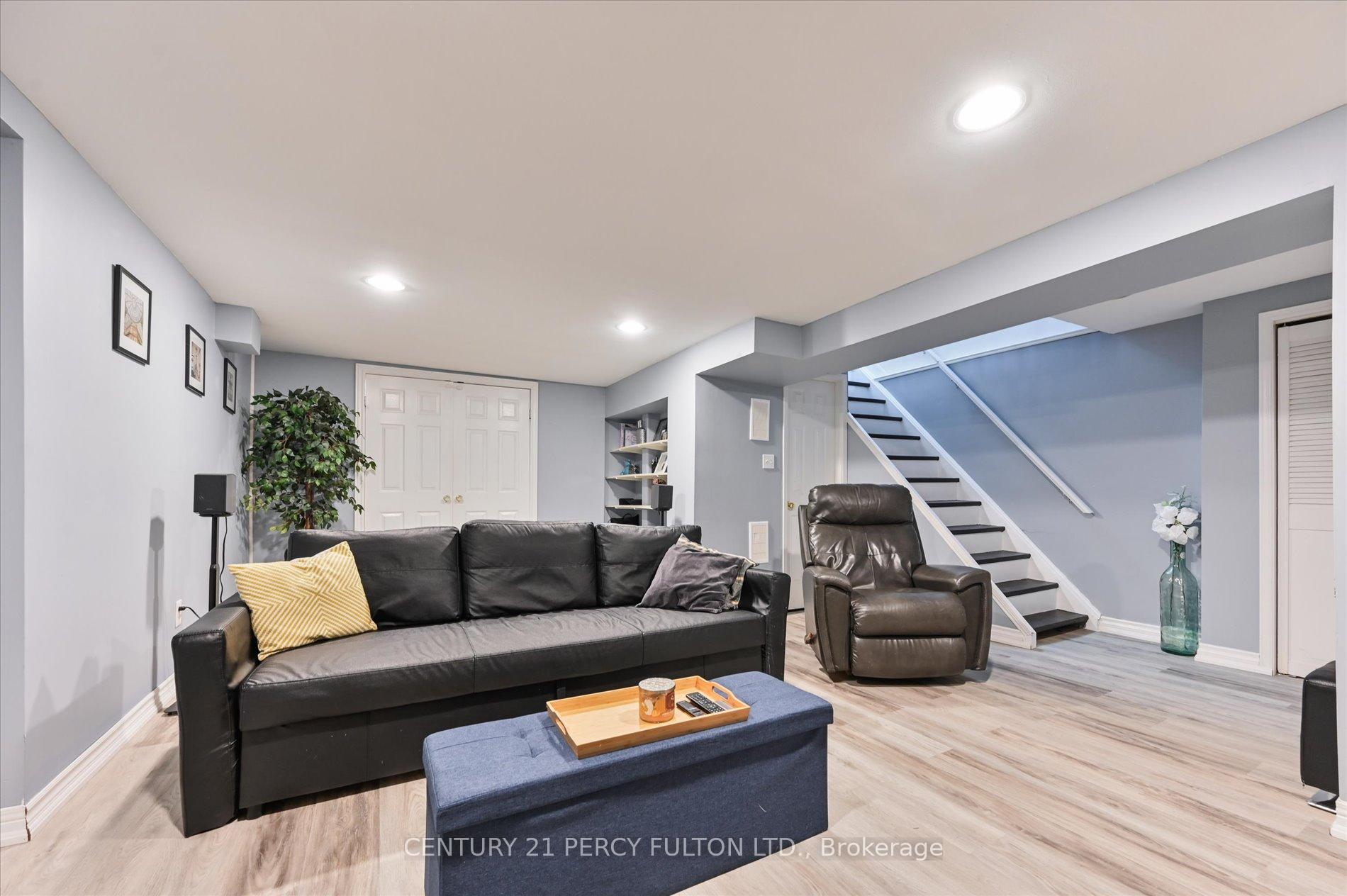 Photo 18 of 16 Andrea Road, Ajax, South East — HOMEH