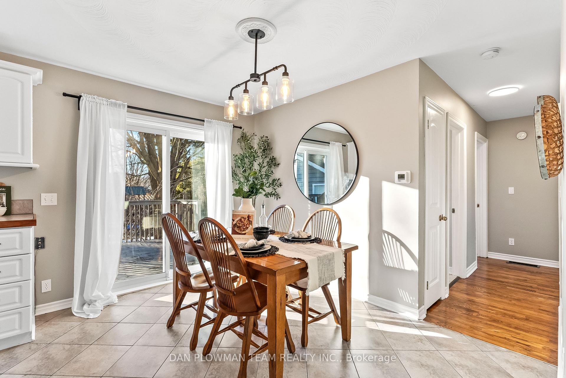 Photo 10 of 94 Union Avenue, Scugog, Port Perry — HOMEH