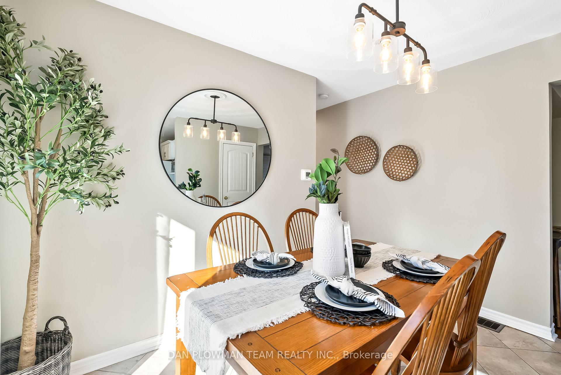 Photo 11 of 94 Union Avenue, Scugog, Port Perry — HOMEH