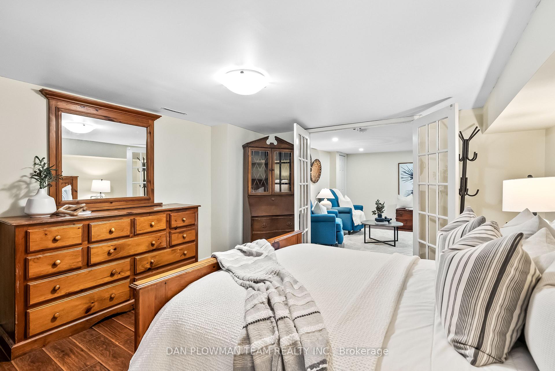 Photo 40 of 94 Union Avenue, Scugog, Port Perry — HOMEH
