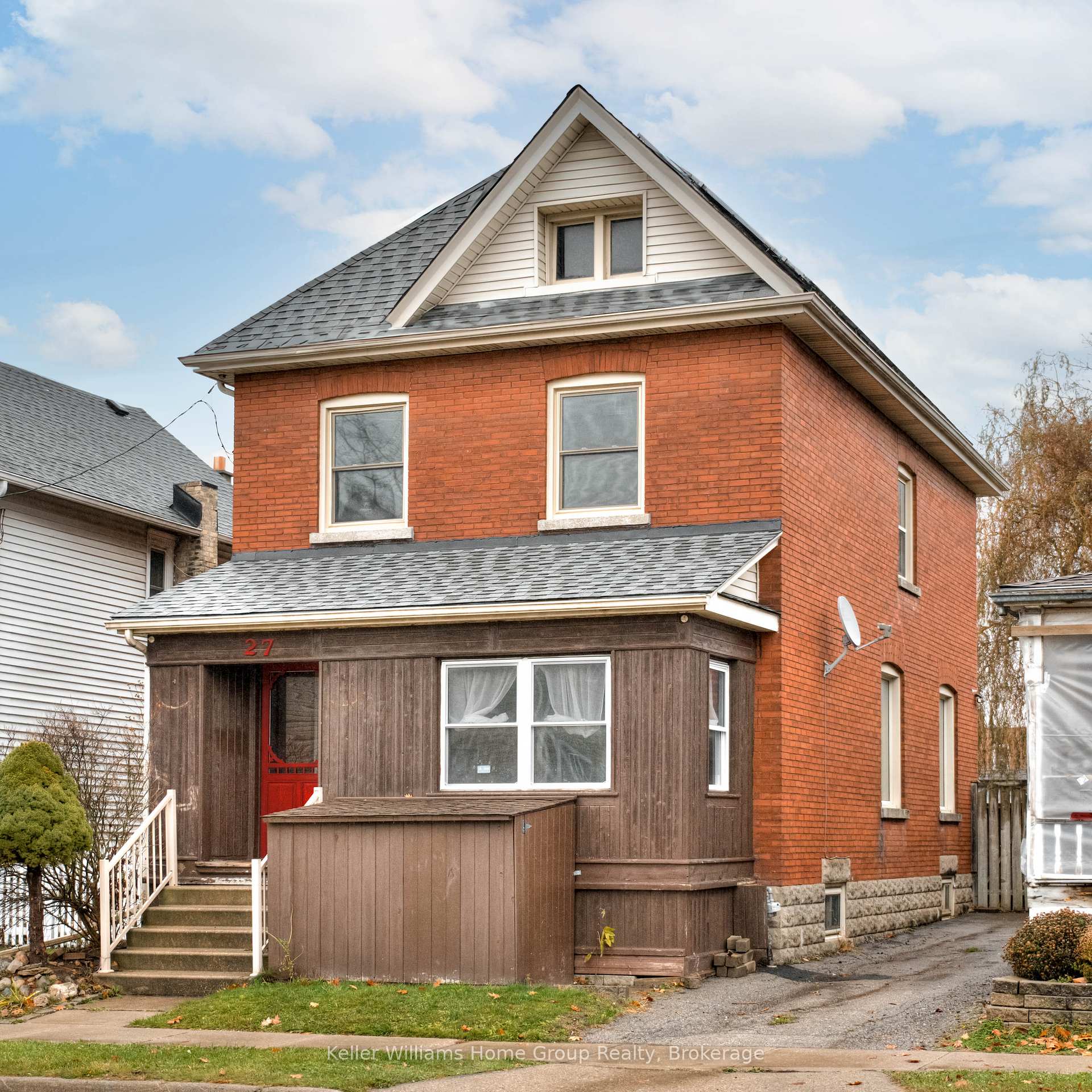 Photo 1 of 27 Hiawatha Street, St. Thomas — HOMEH
