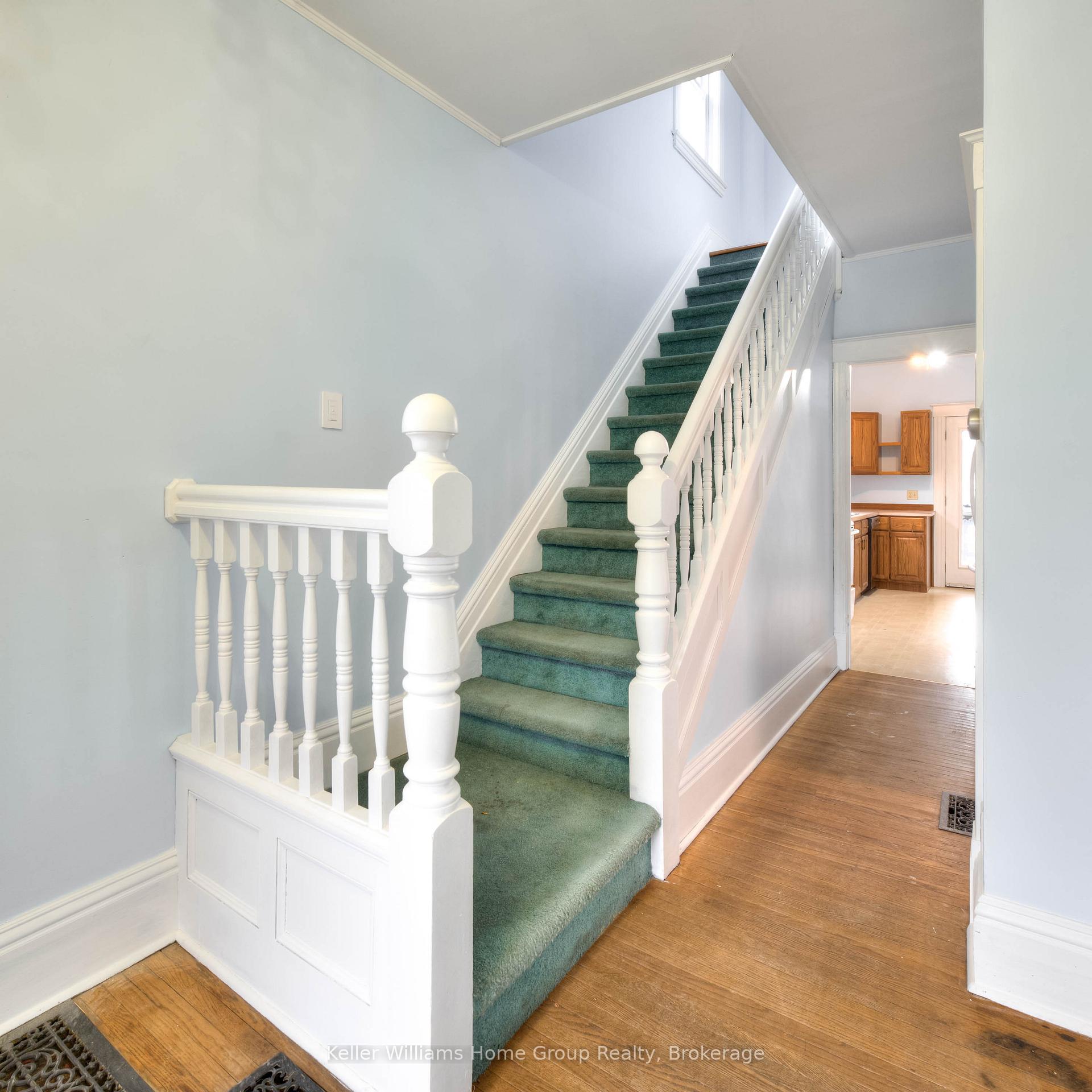 Photo 8 of 27 Hiawatha Street, St. Thomas — HOMEH