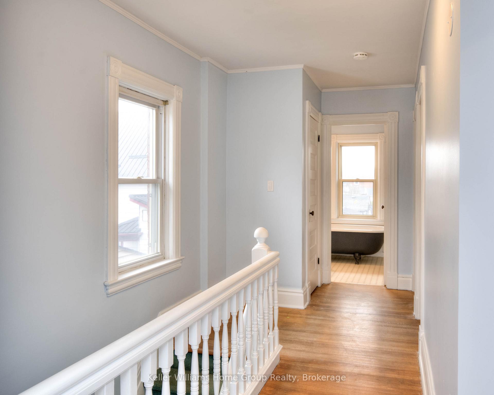 Photo 20 of 27 Hiawatha Street, St. Thomas — HOMEH