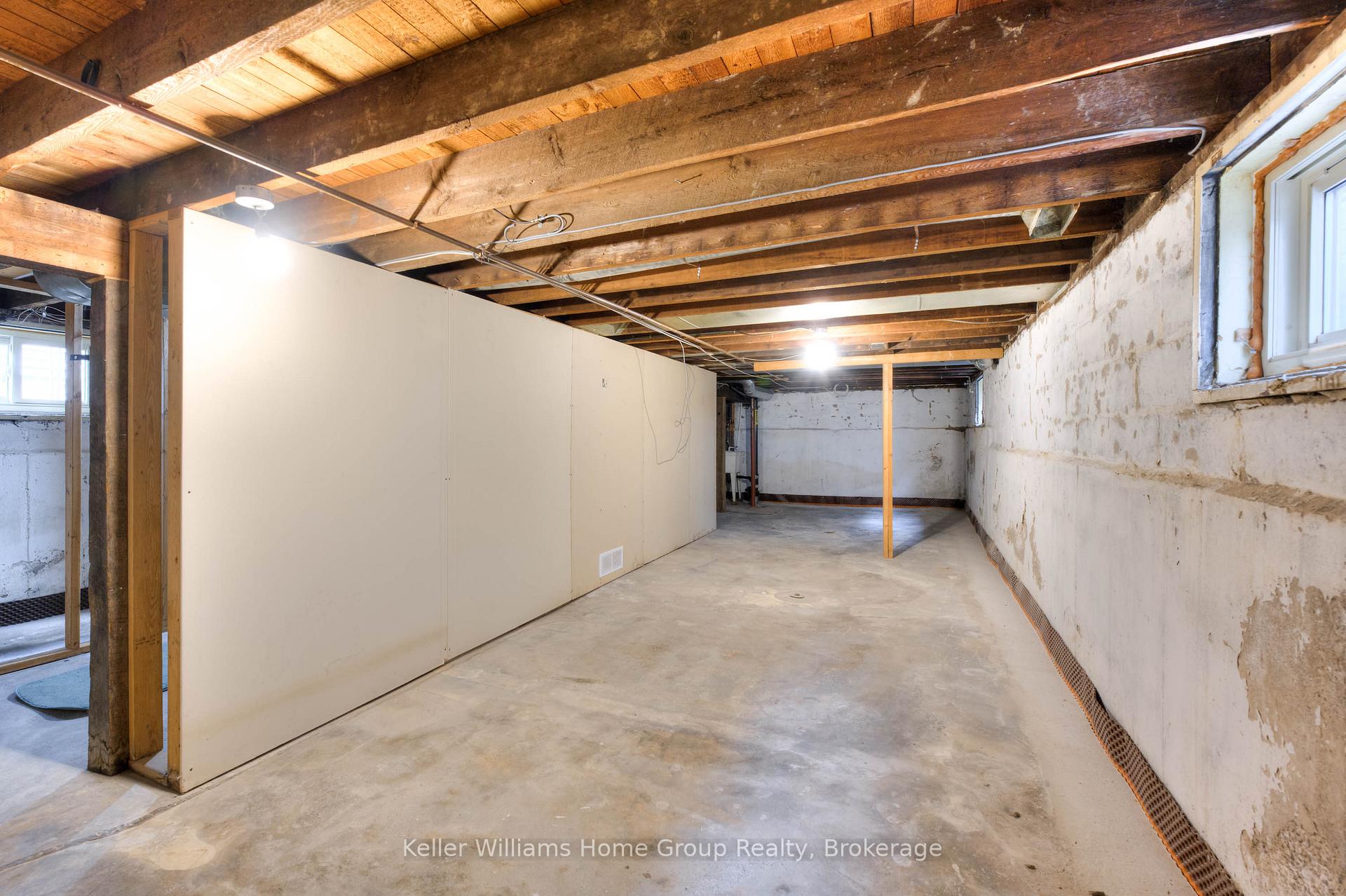 Photo 29 of 27 Hiawatha Street, St. Thomas — HOMEH
