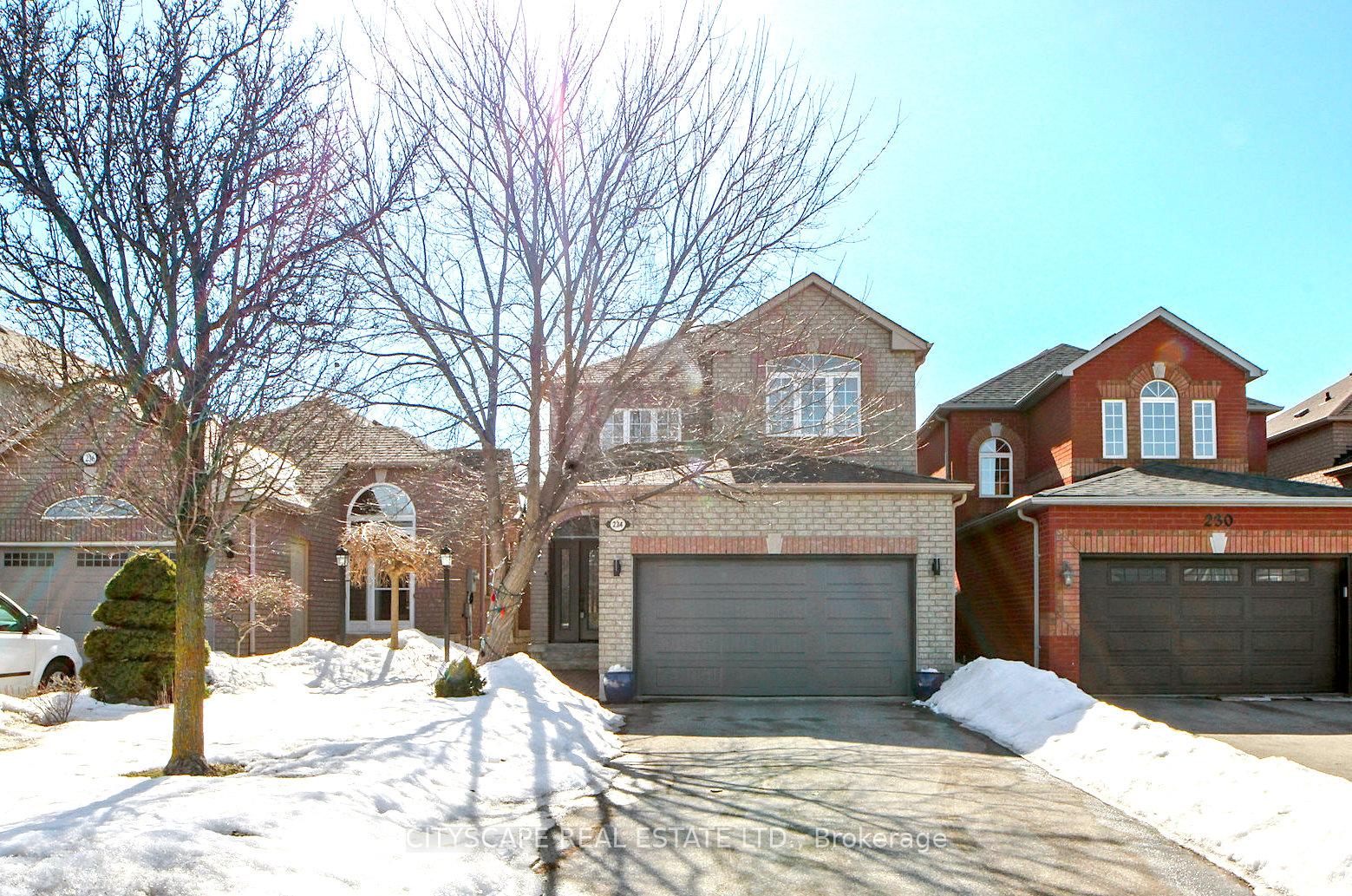 Front of 234 Sylwood Crescent