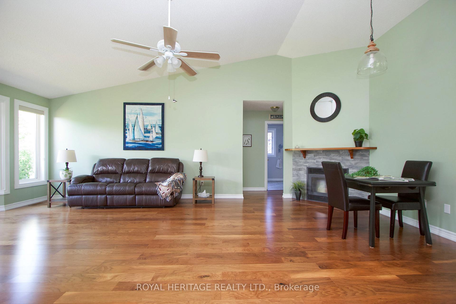 Photo 24 of 17 Fairway Drive, Clarington, Newcastle — HOMEH