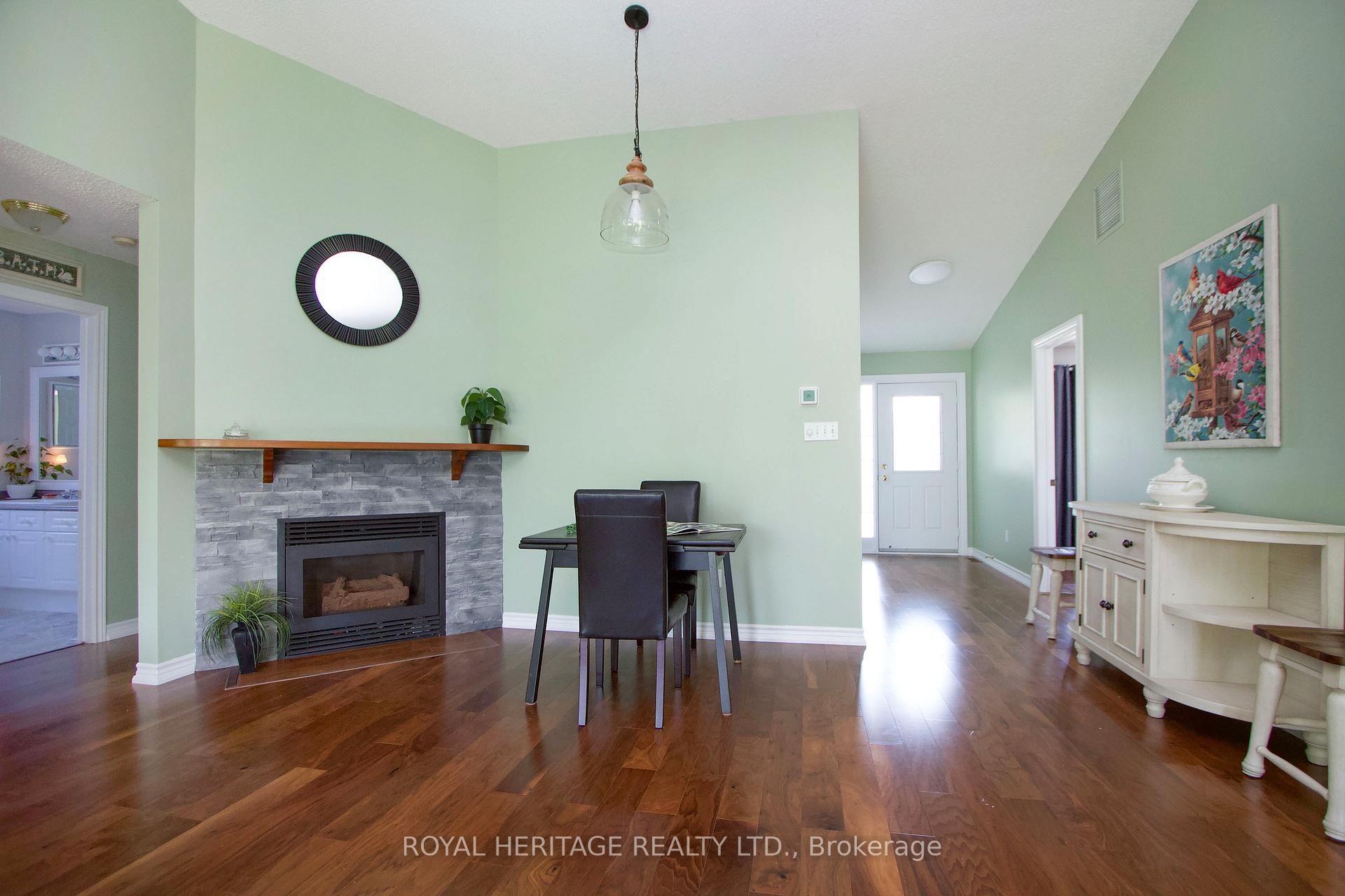 Photo 15 of 17 Fairway Drive, Clarington, Newcastle — HOMEH