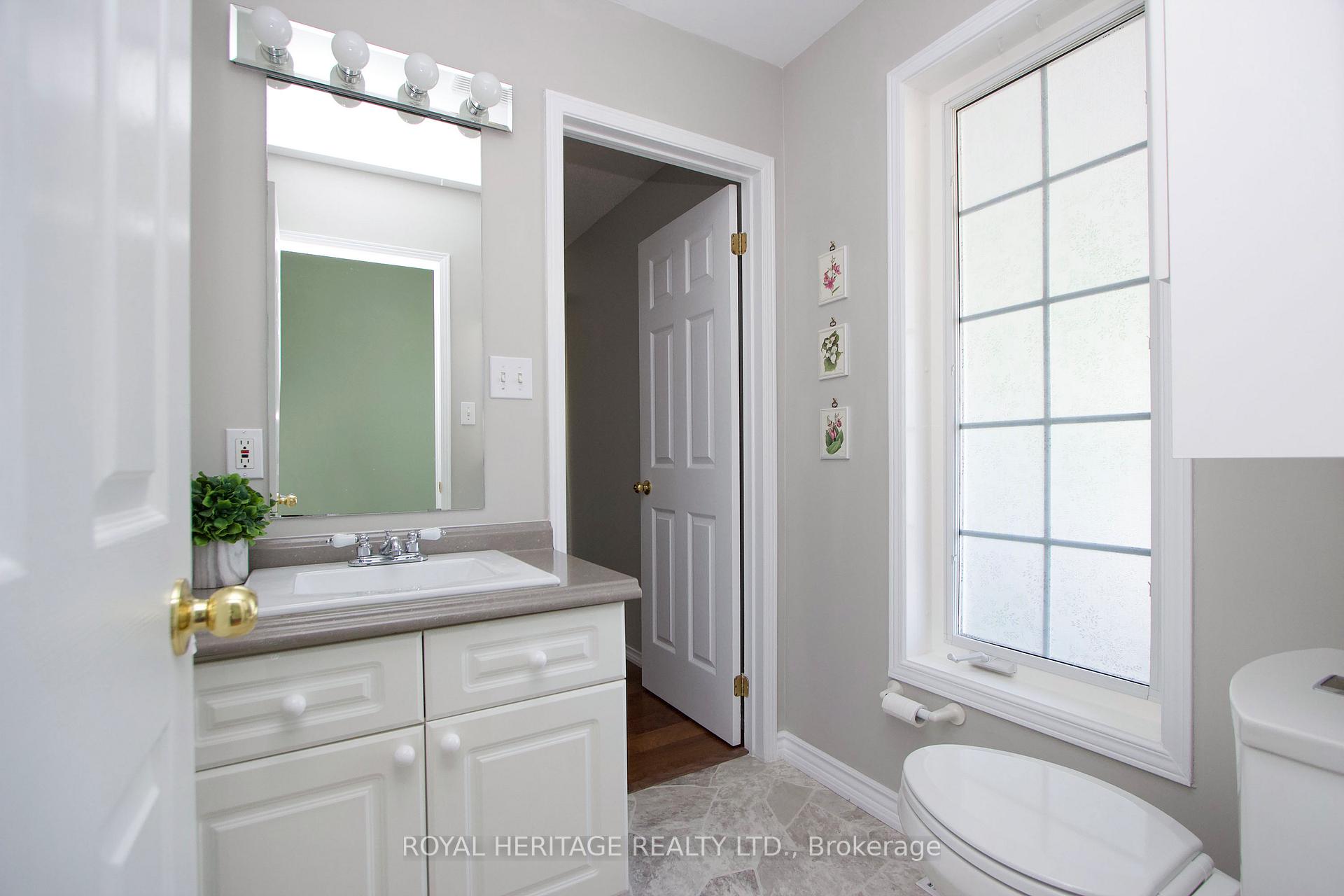 Photo 20 of 17 Fairway Drive, Clarington, Newcastle — HOMEH