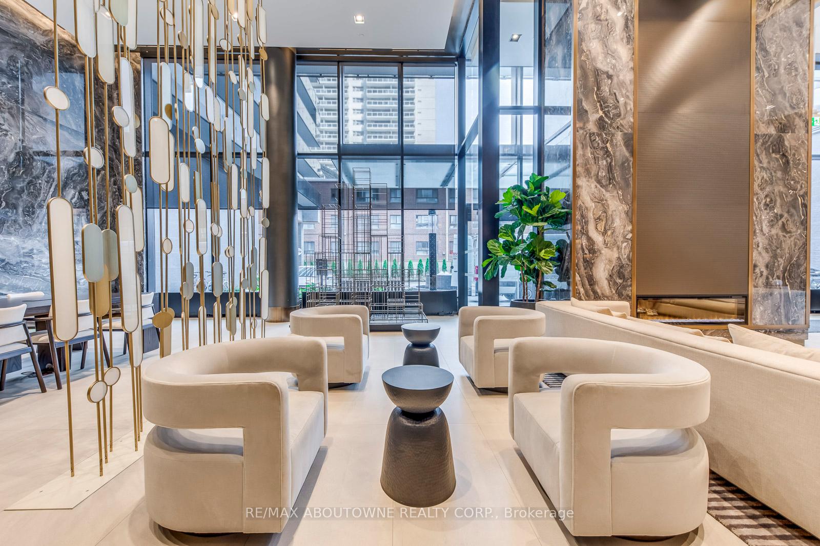 Photo 22 of Unit 1012, 117 broadway Avenue, Toronto, Mount Pleasant West — HOMEH