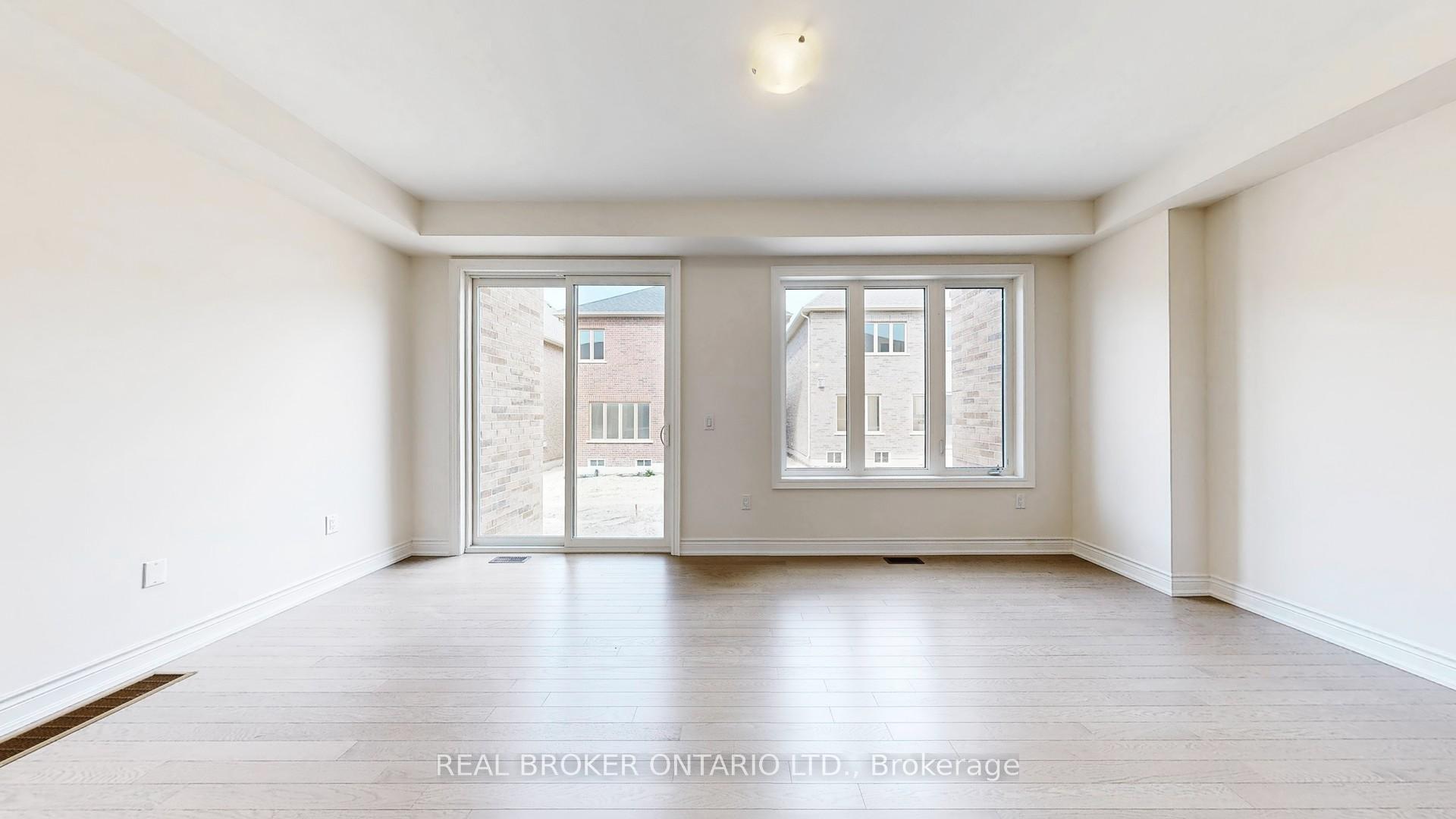 Photo 9 of 2904 Grindstone Crescent, Pickering, Rural Pickering — HOMEH