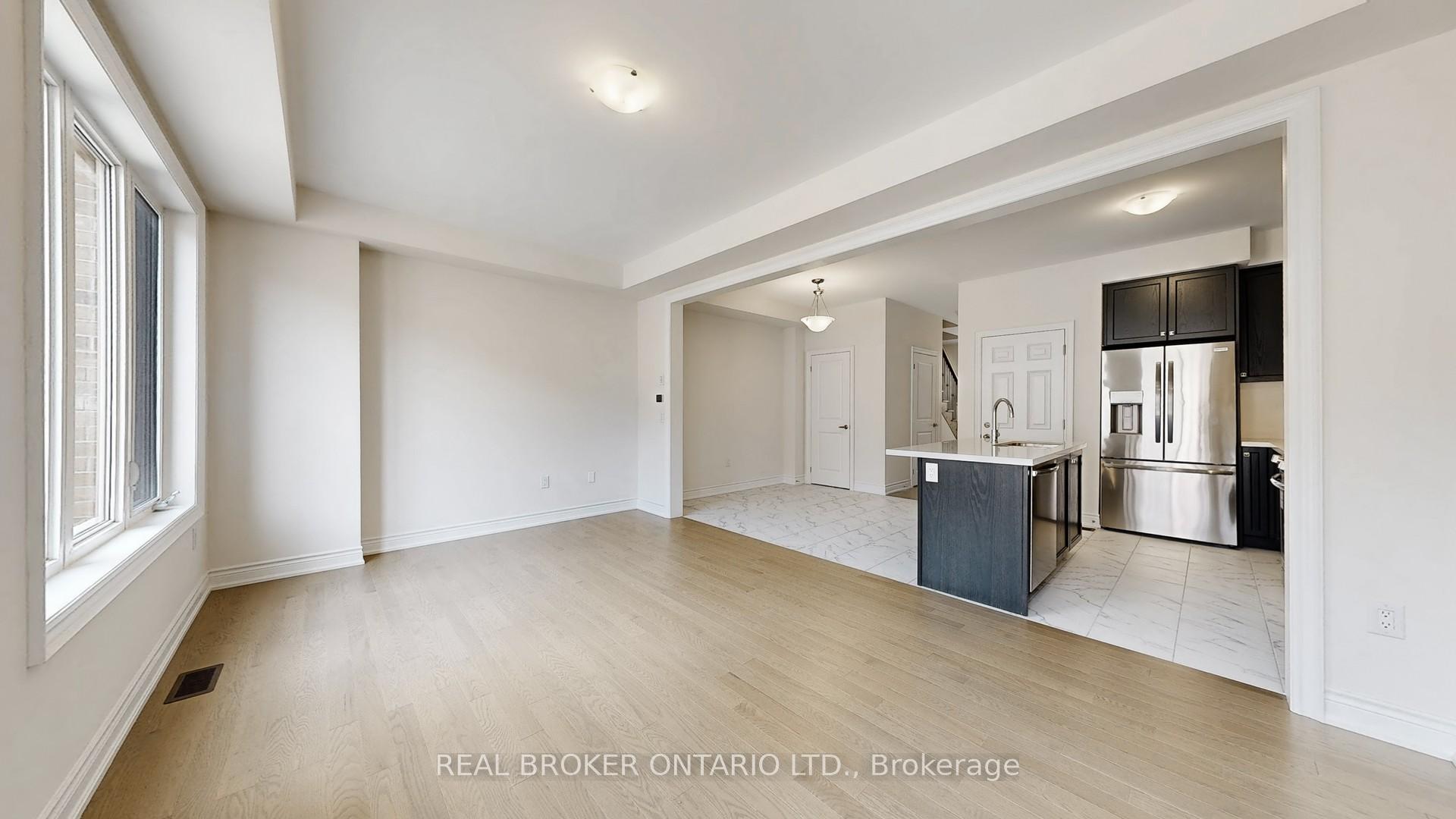 Photo 5 of 2904 Grindstone Crescent, Pickering, Rural Pickering — HOMEH