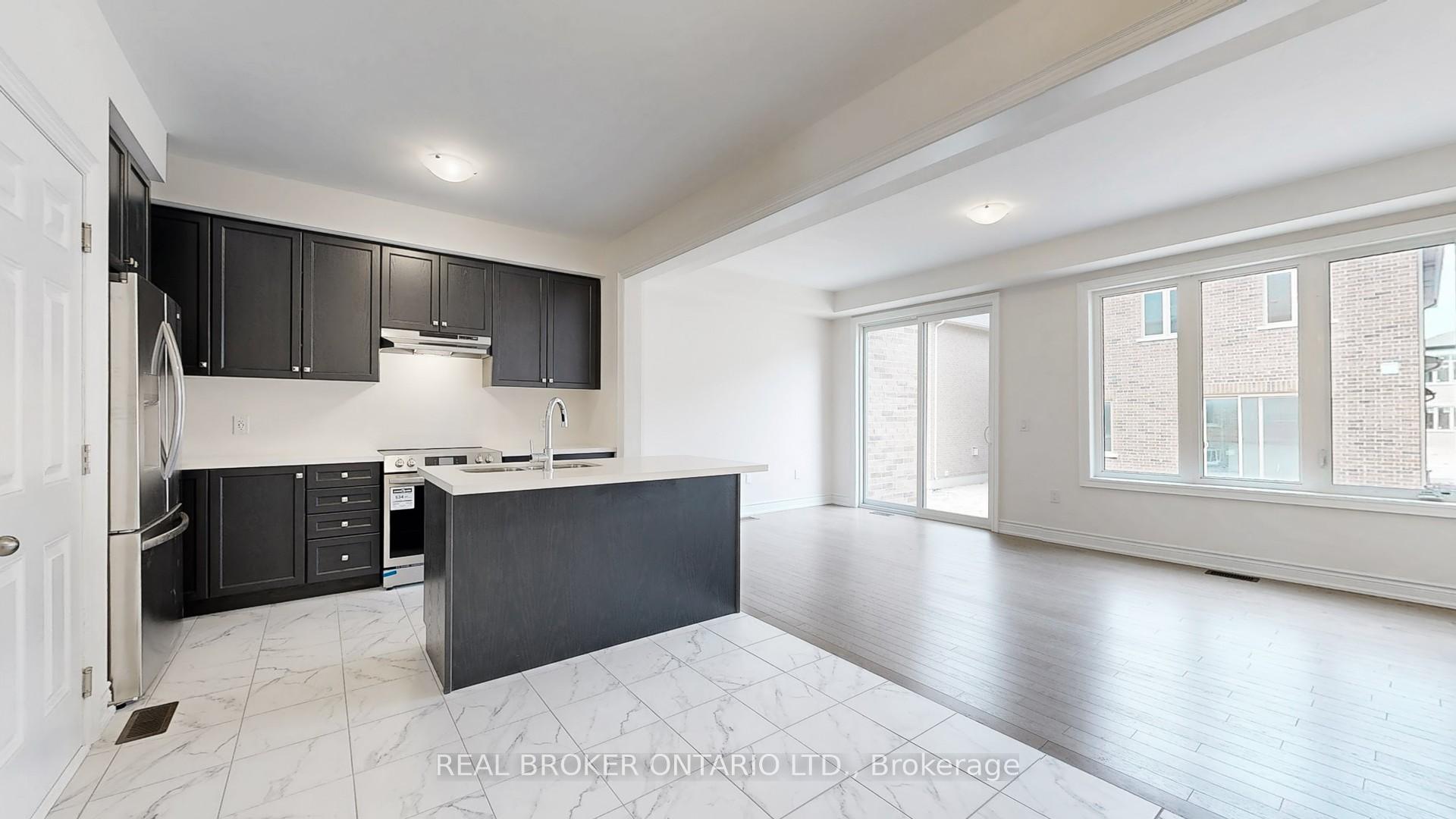 Photo 10 of 2904 Grindstone Crescent, Pickering, Rural Pickering — HOMEH