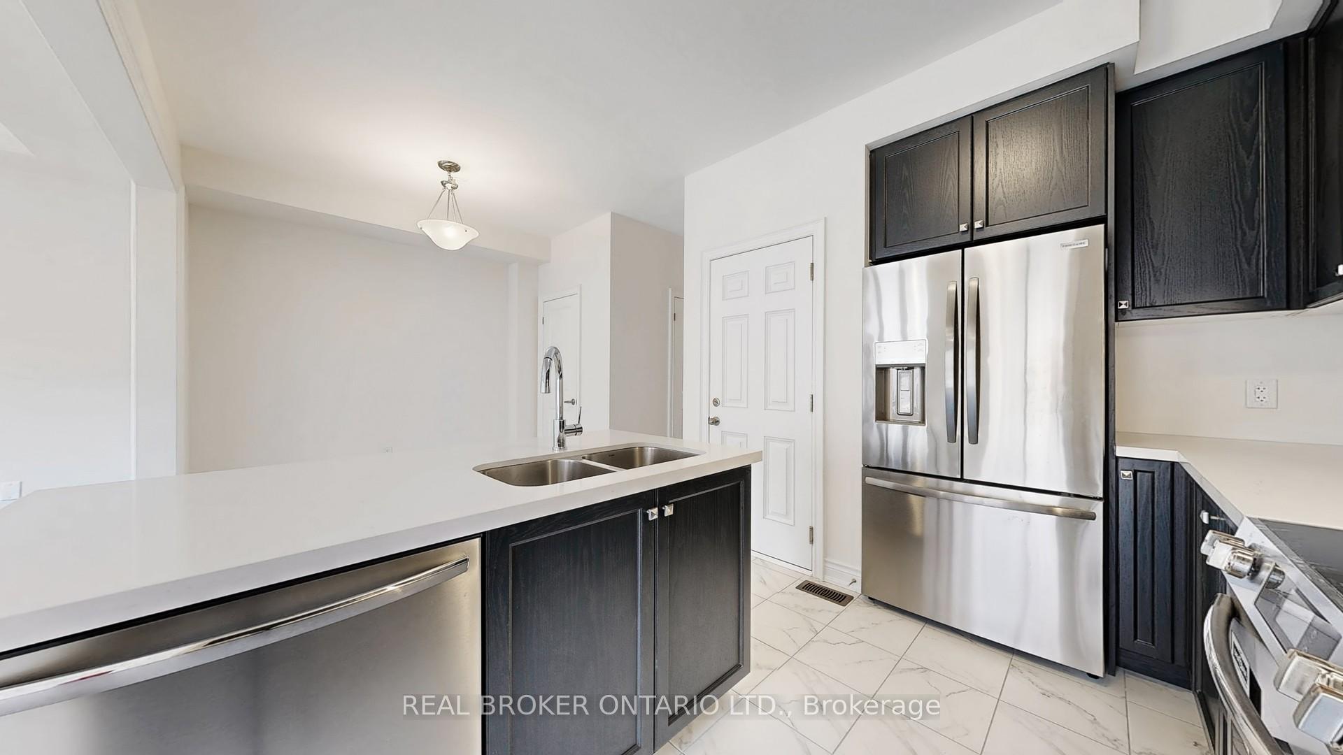 Photo 12 of 2904 Grindstone Crescent, Pickering, Rural Pickering — HOMEH