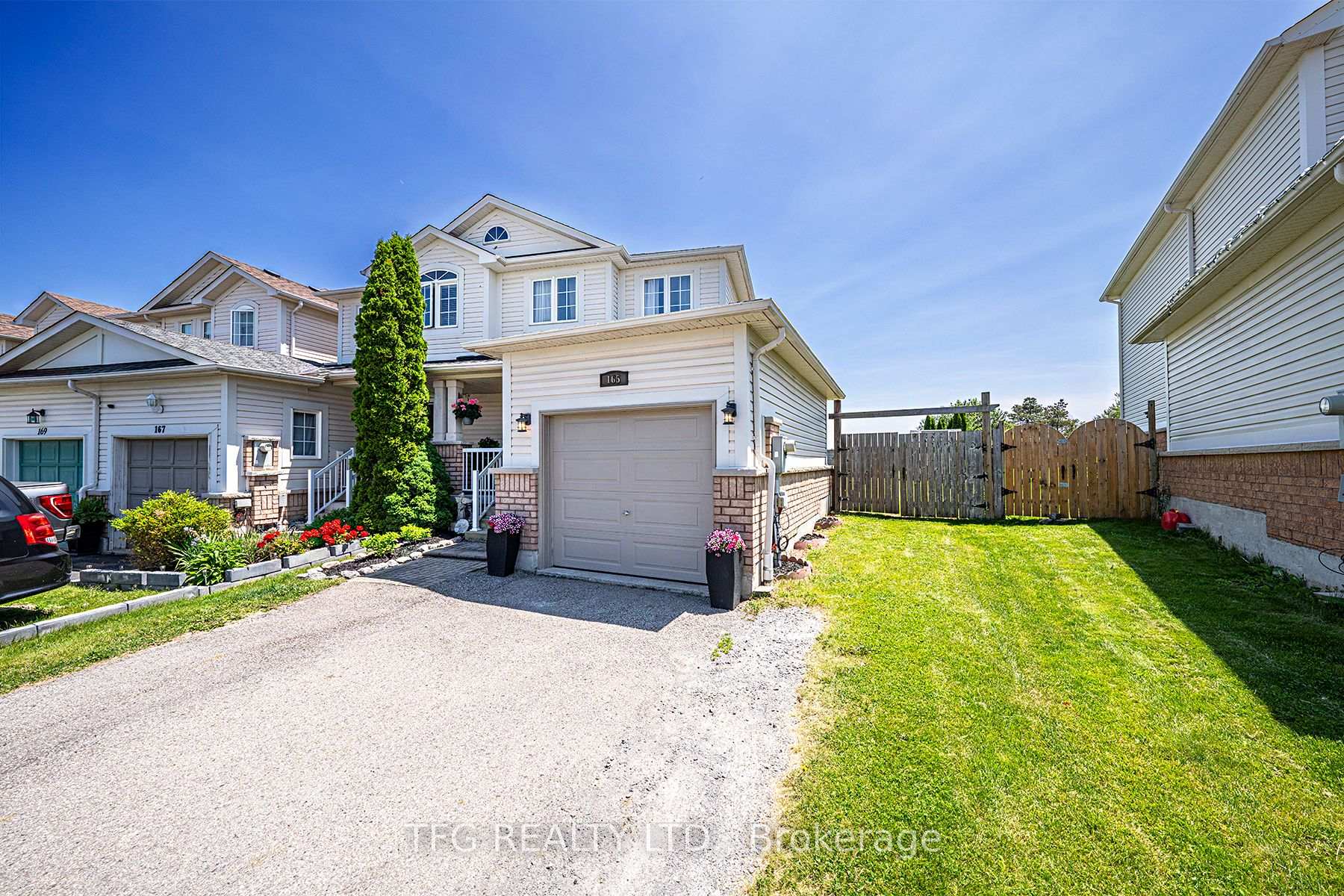 Photo 1 of 165 Scottsdale Drive, Clarington, Bowmanville — HOMEH