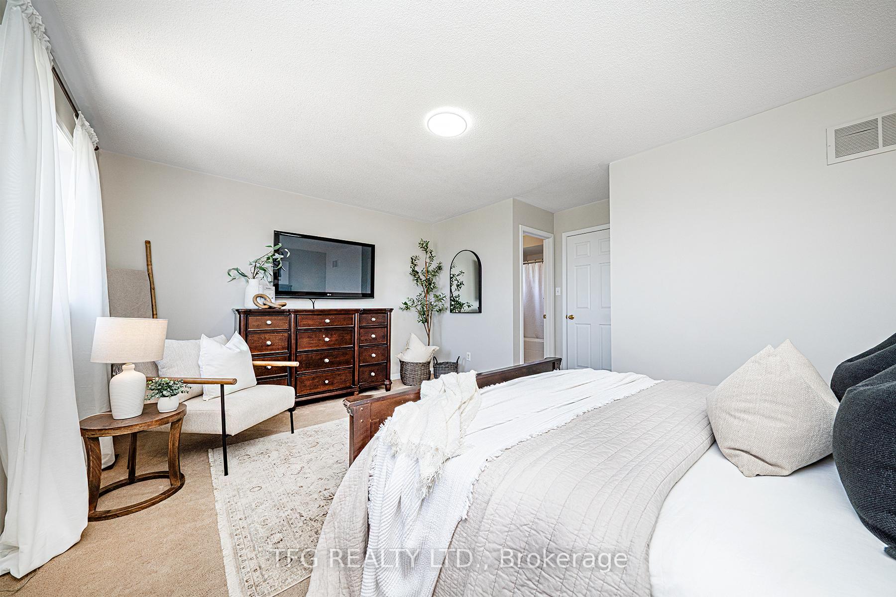 Photo 21 of 165 Scottsdale Drive, Clarington, Bowmanville — HOMEH
