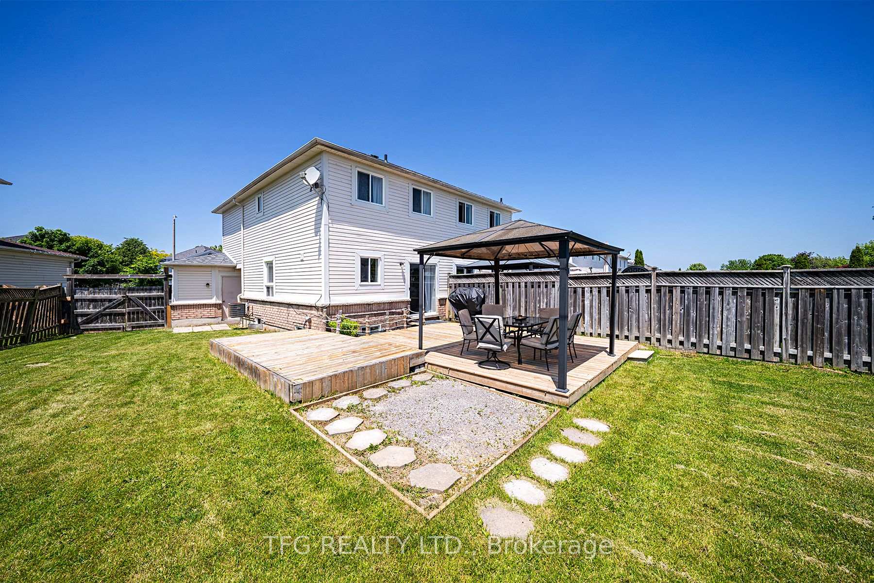 Photo 24 of 165 Scottsdale Drive, Clarington, Bowmanville — HOMEH