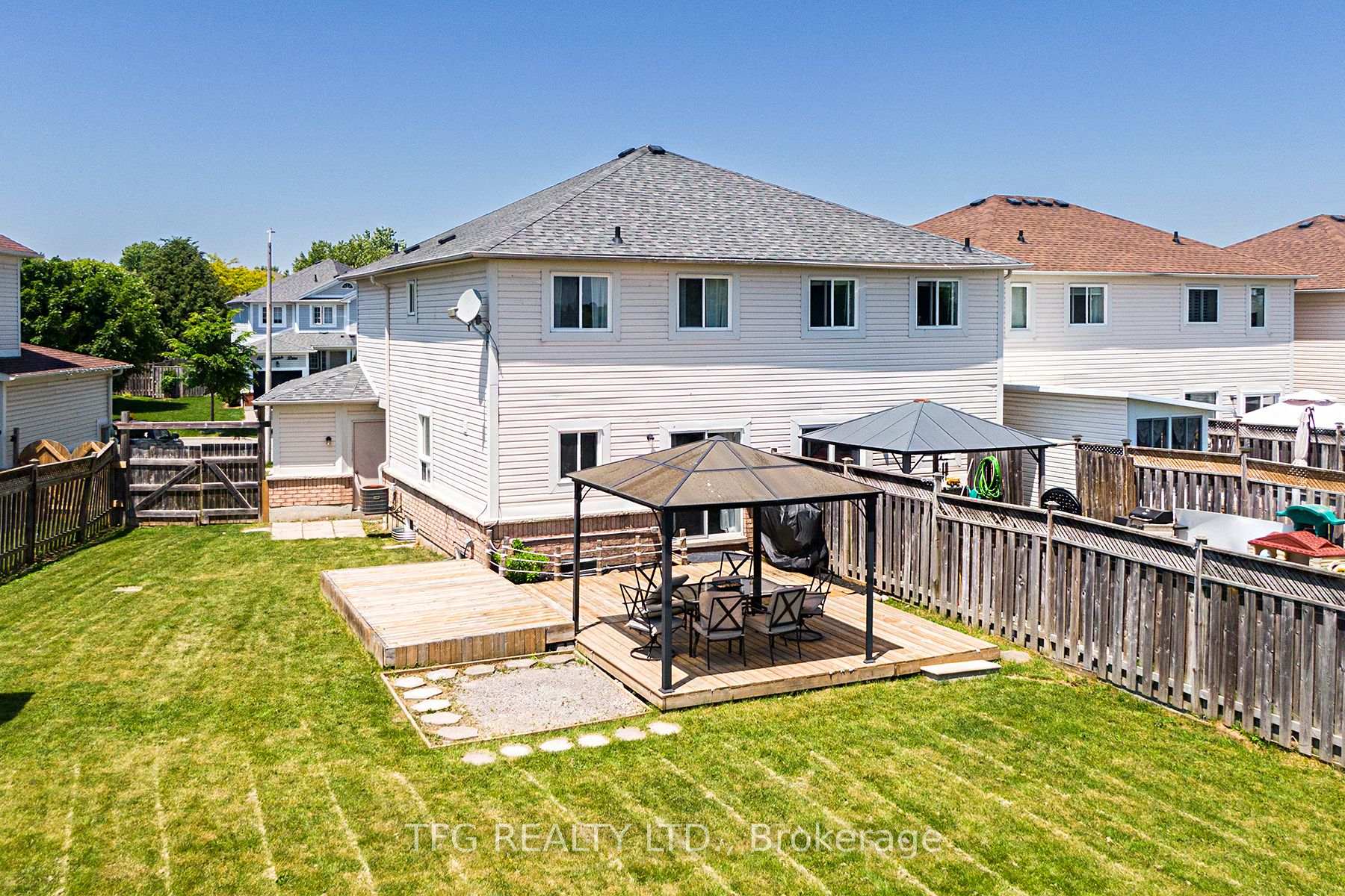Photo 29 of 165 Scottsdale Drive, Clarington, Bowmanville — HOMEH
