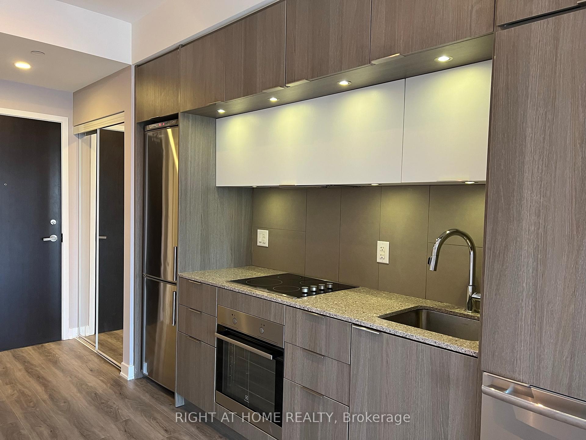 Photo 10 of Unit 1806, 55 Regent Park Boulevard, Toronto, Regent Park — HOMEH