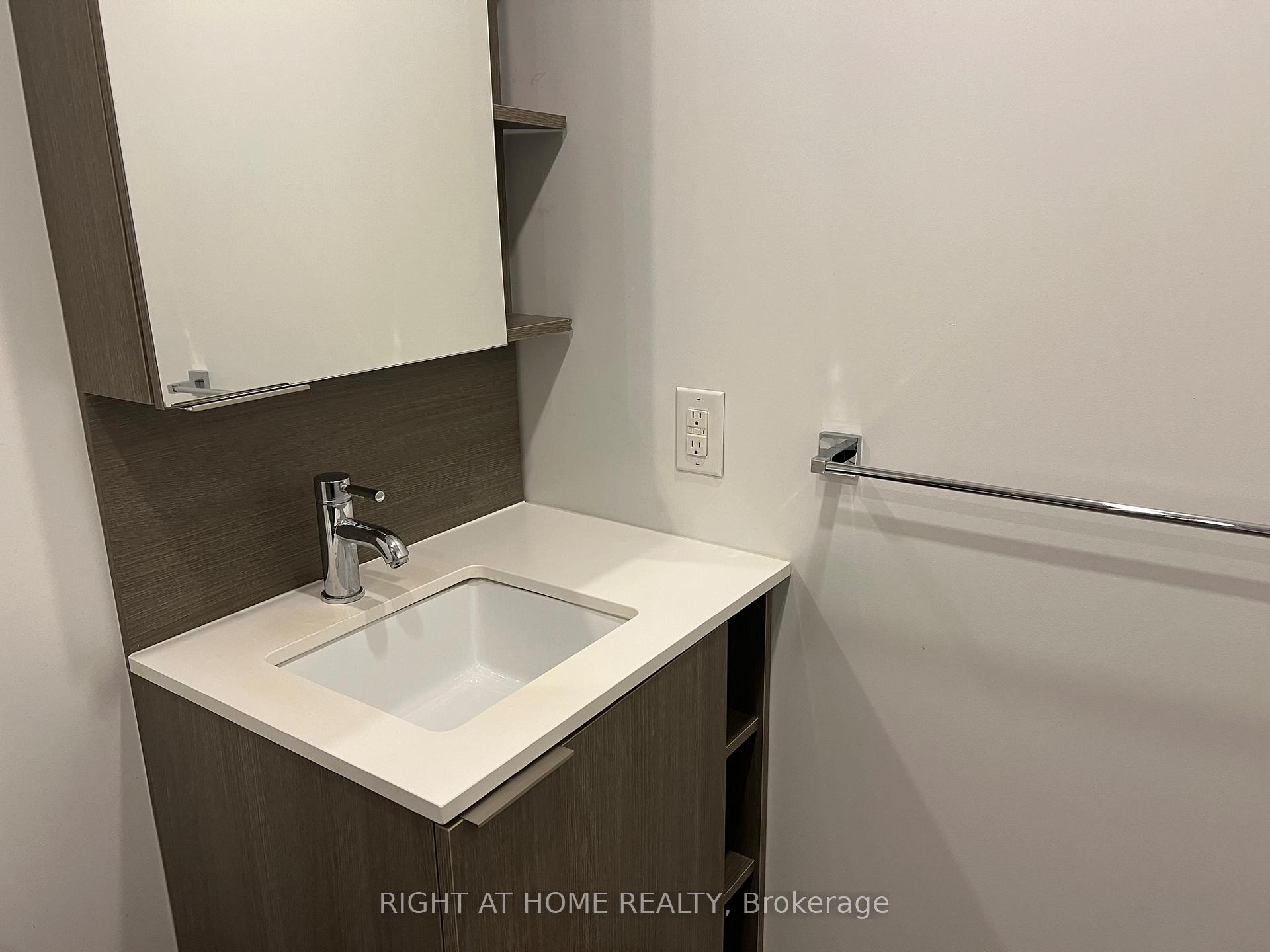 Photo 7 of Unit 1806, 55 Regent Park Boulevard, Toronto, Regent Park — HOMEH