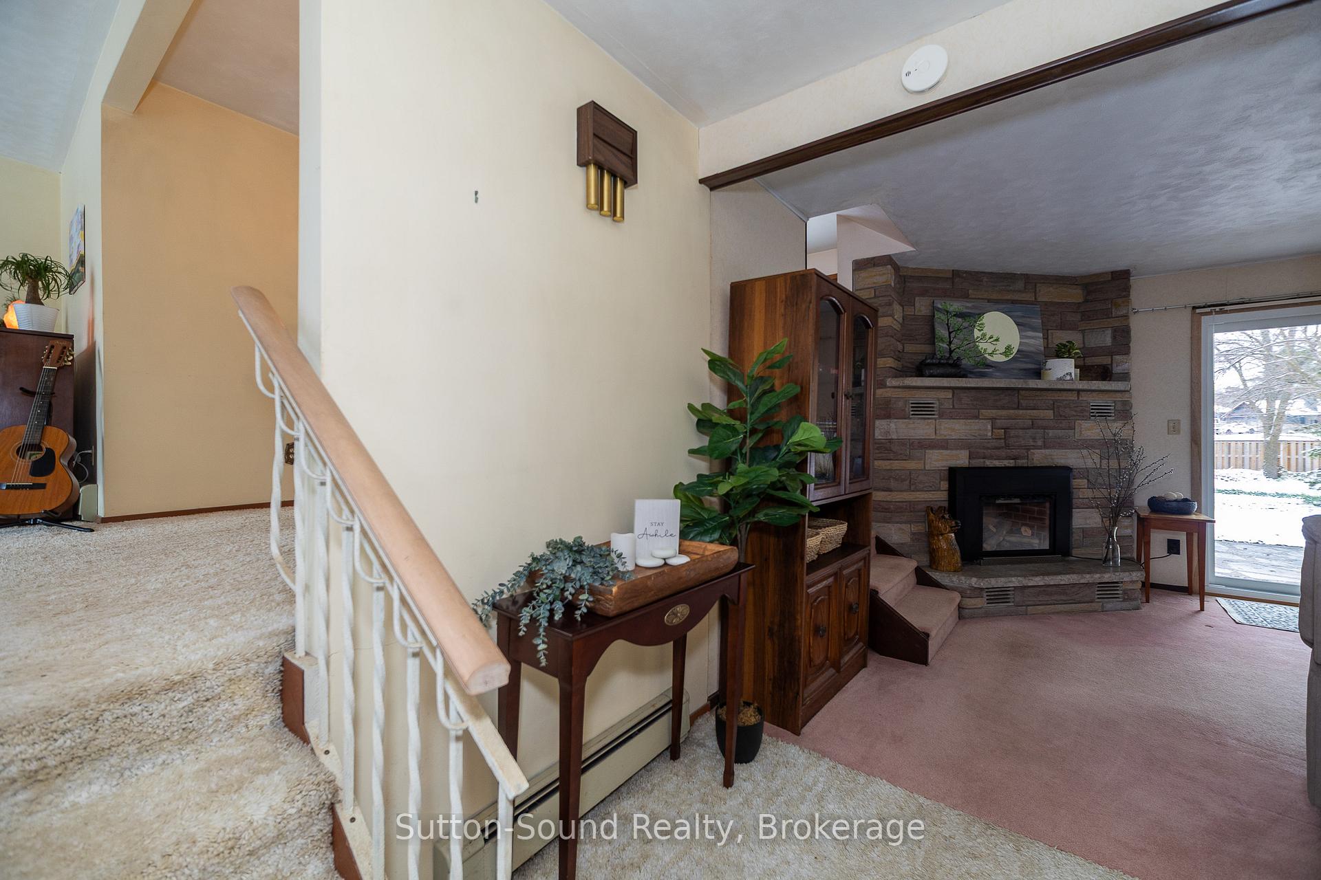 Photo 6 of 38 Brook Street W, Arran-Elderslie — HOMEH