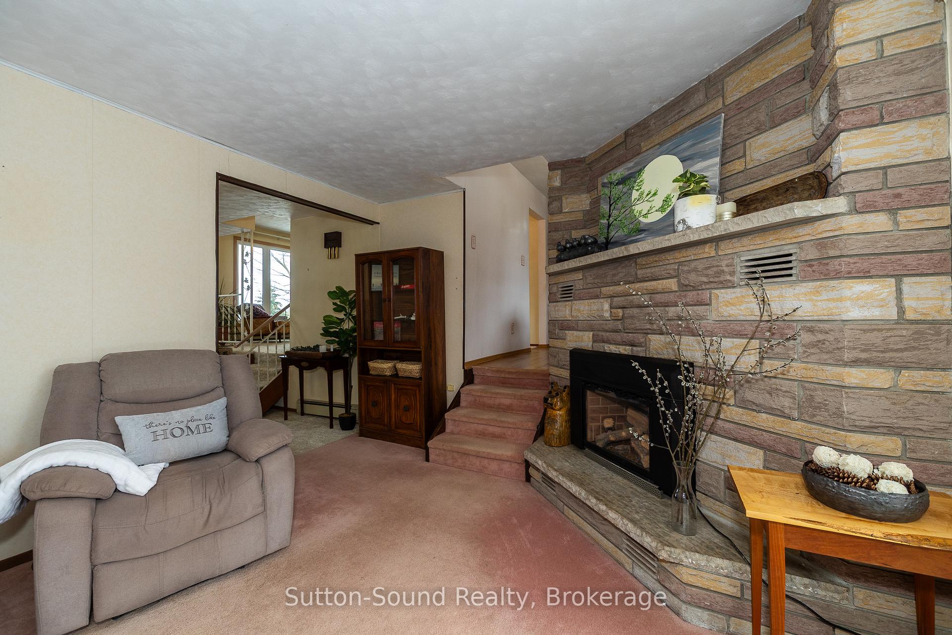 Photo 22 of 38 Brook Street W, Arran-Elderslie — HOMEH