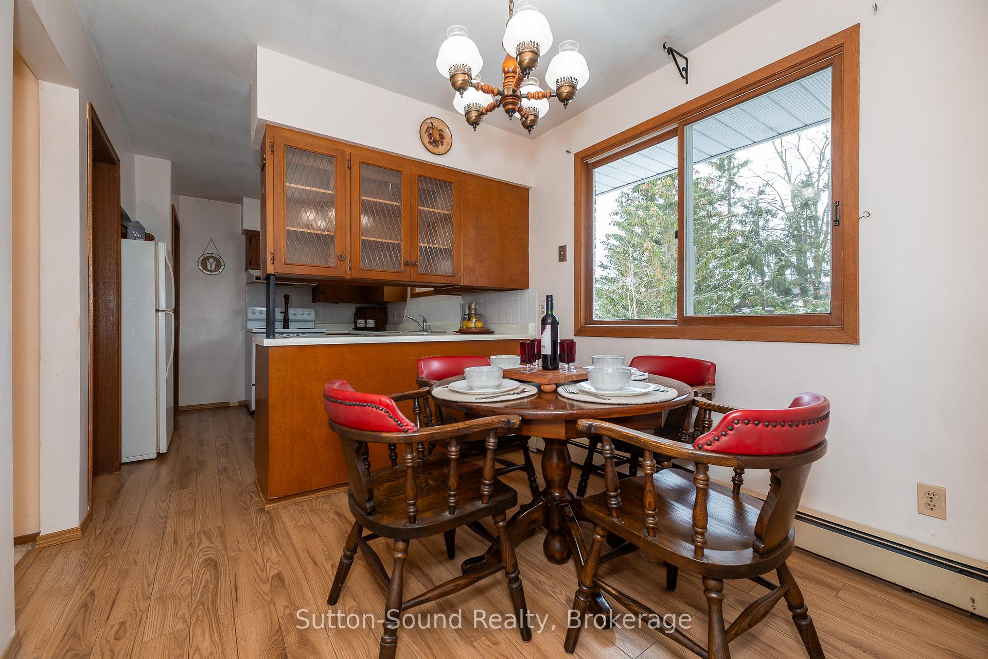 Photo 17 of 38 Brook Street W, Arran-Elderslie — HOMEH