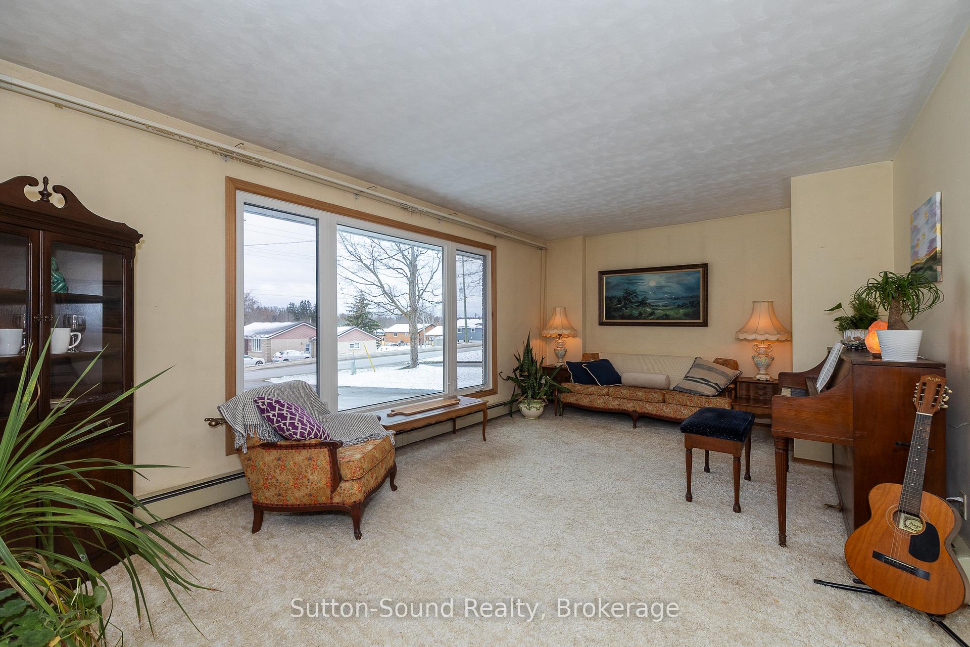 Photo 5 of 38 Brook Street W, Arran-Elderslie — HOMEH