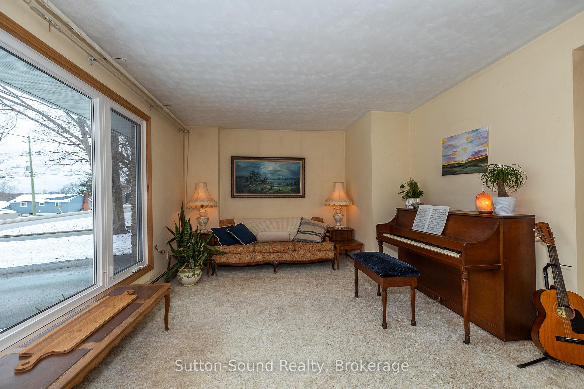 Photo 20 of 38 Brook Street W, Arran-Elderslie — HOMEH