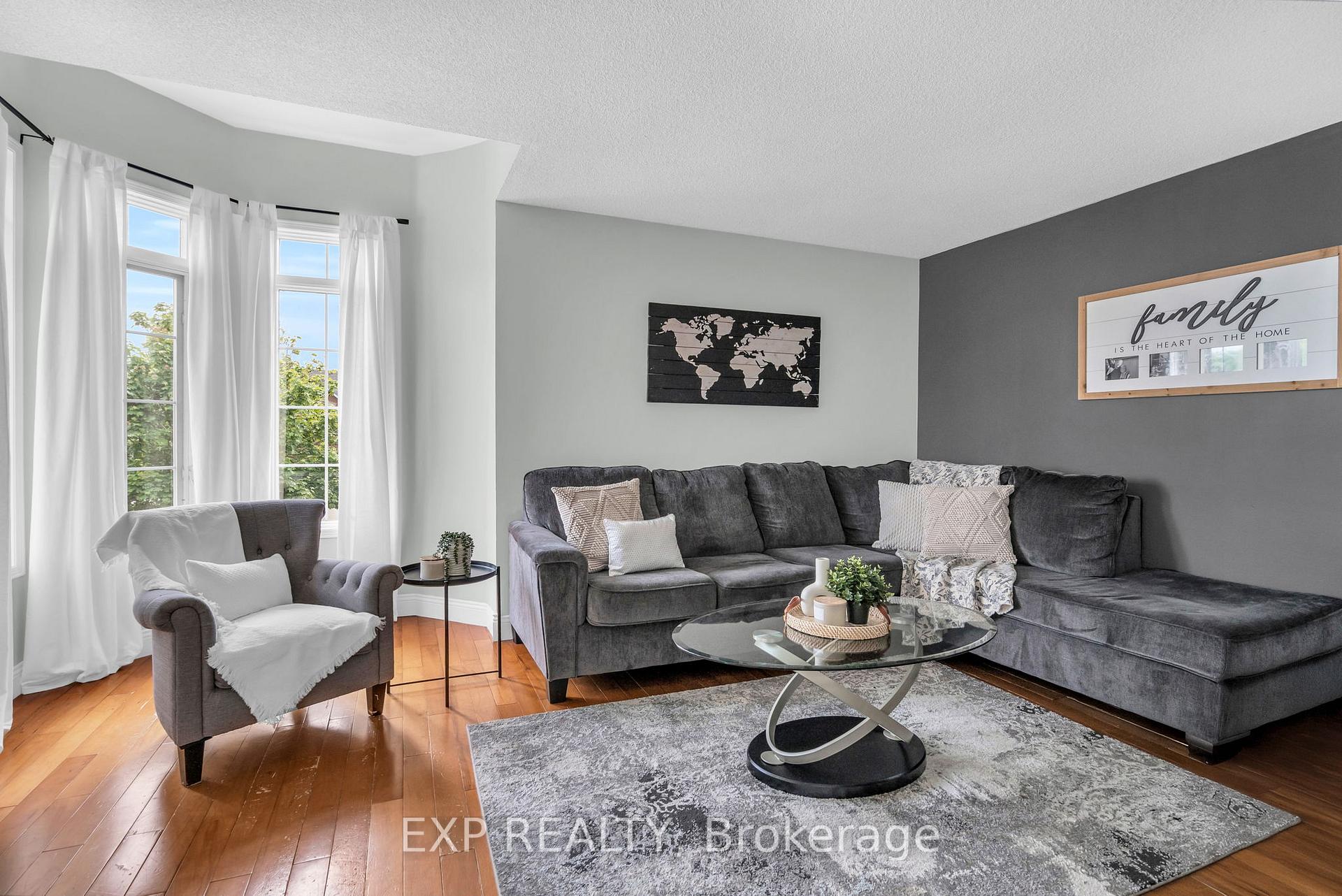 Photo 8 of 75 Abernethy Crescent, Clarington, Bowmanville — HOMEH