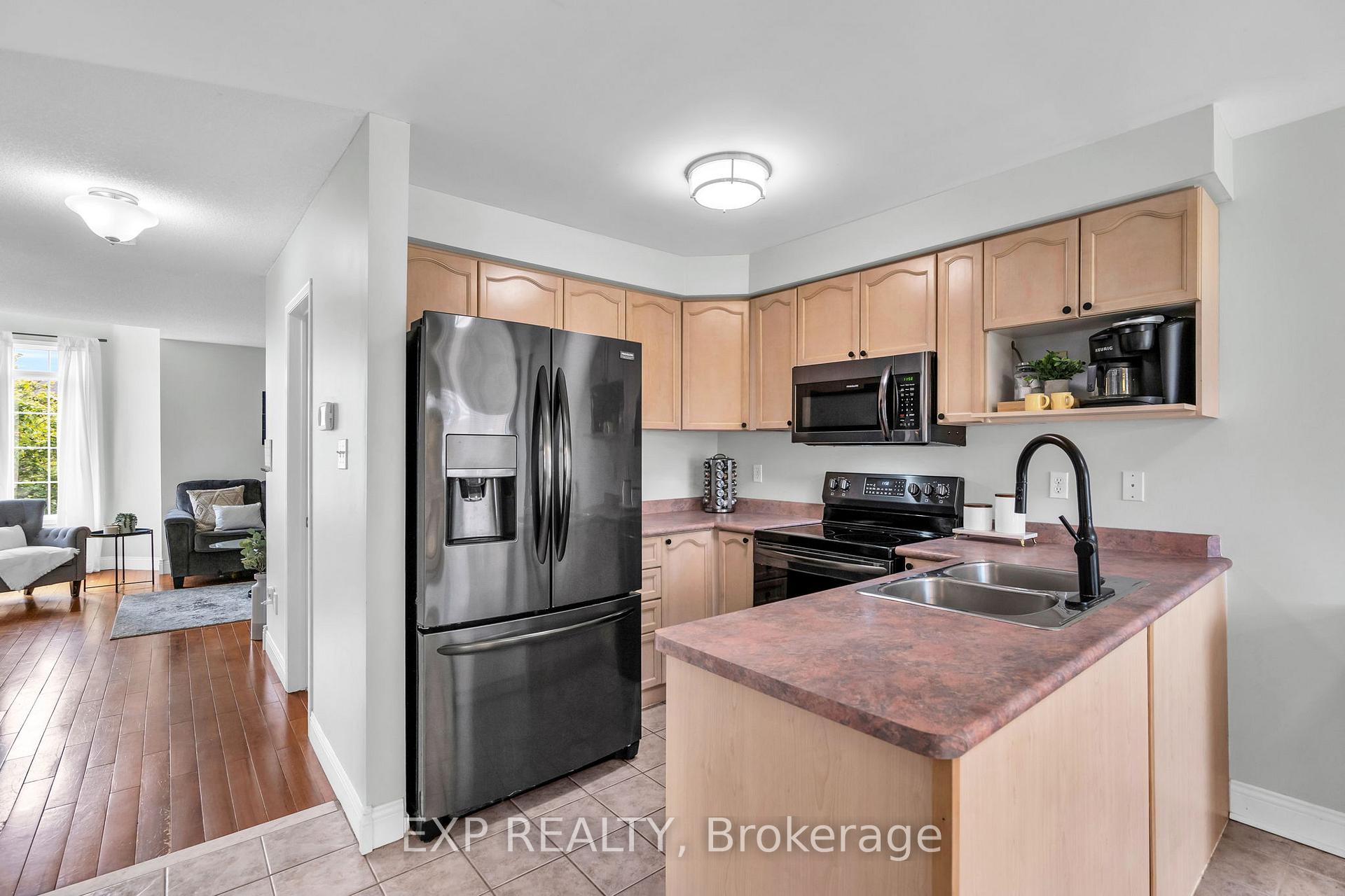 Photo 10 of 75 Abernethy Crescent, Clarington, Bowmanville — HOMEH