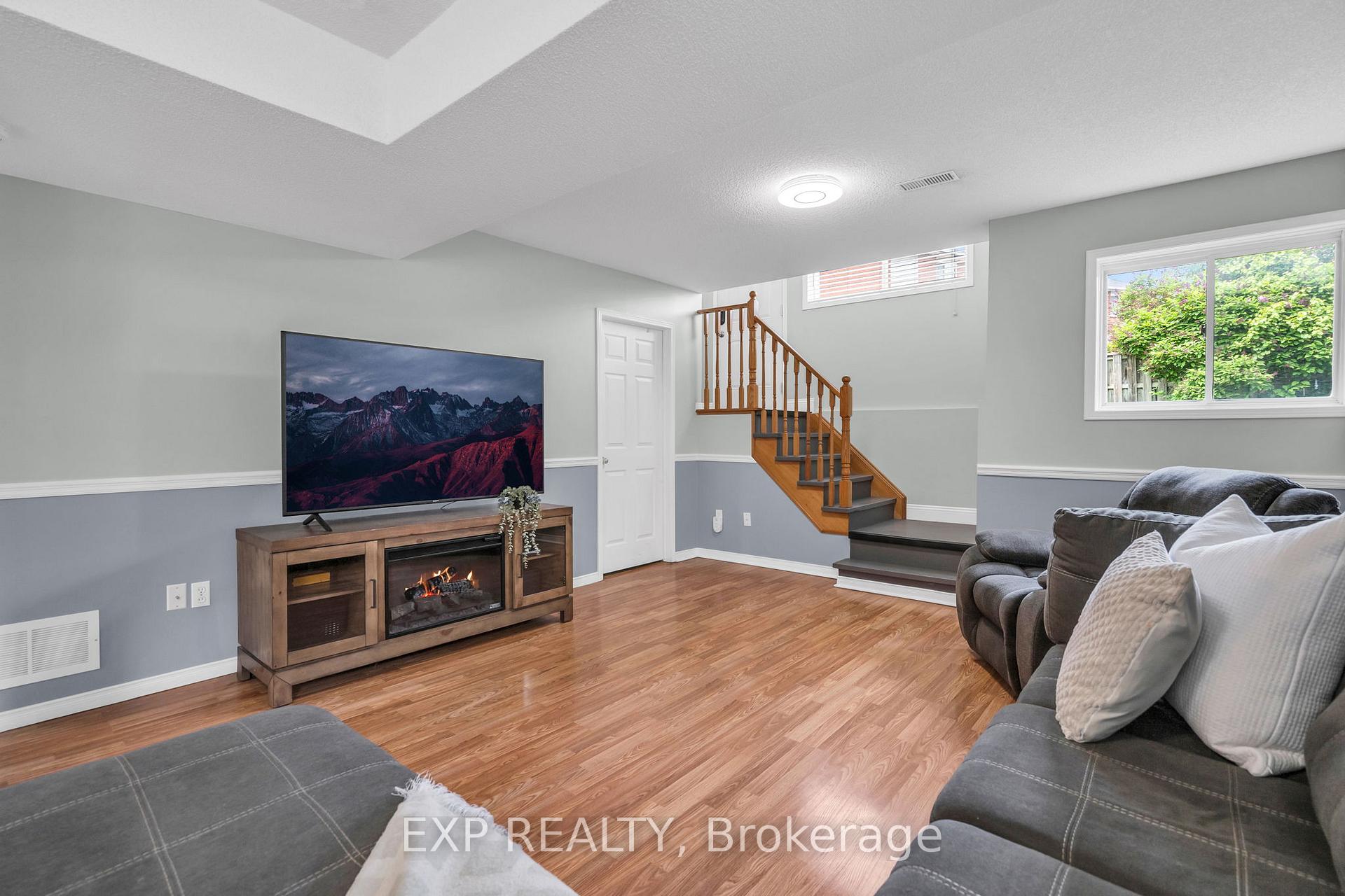 Photo 15 of 75 Abernethy Crescent, Clarington, Bowmanville — HOMEH