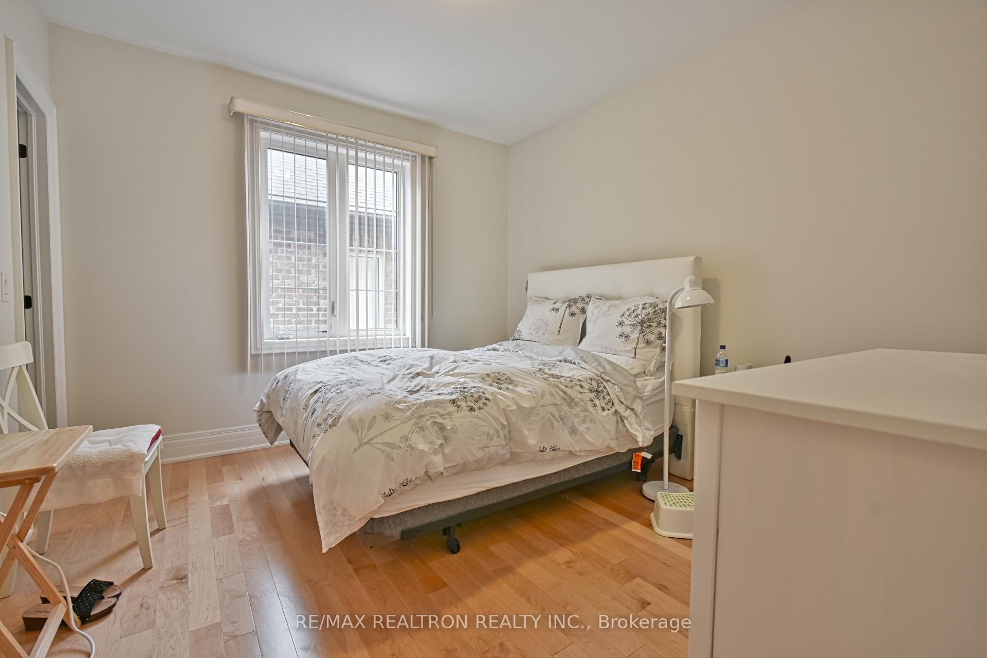 Photo 15 of 42 Farrell Road, Vaughan, Patterson — HOMEH