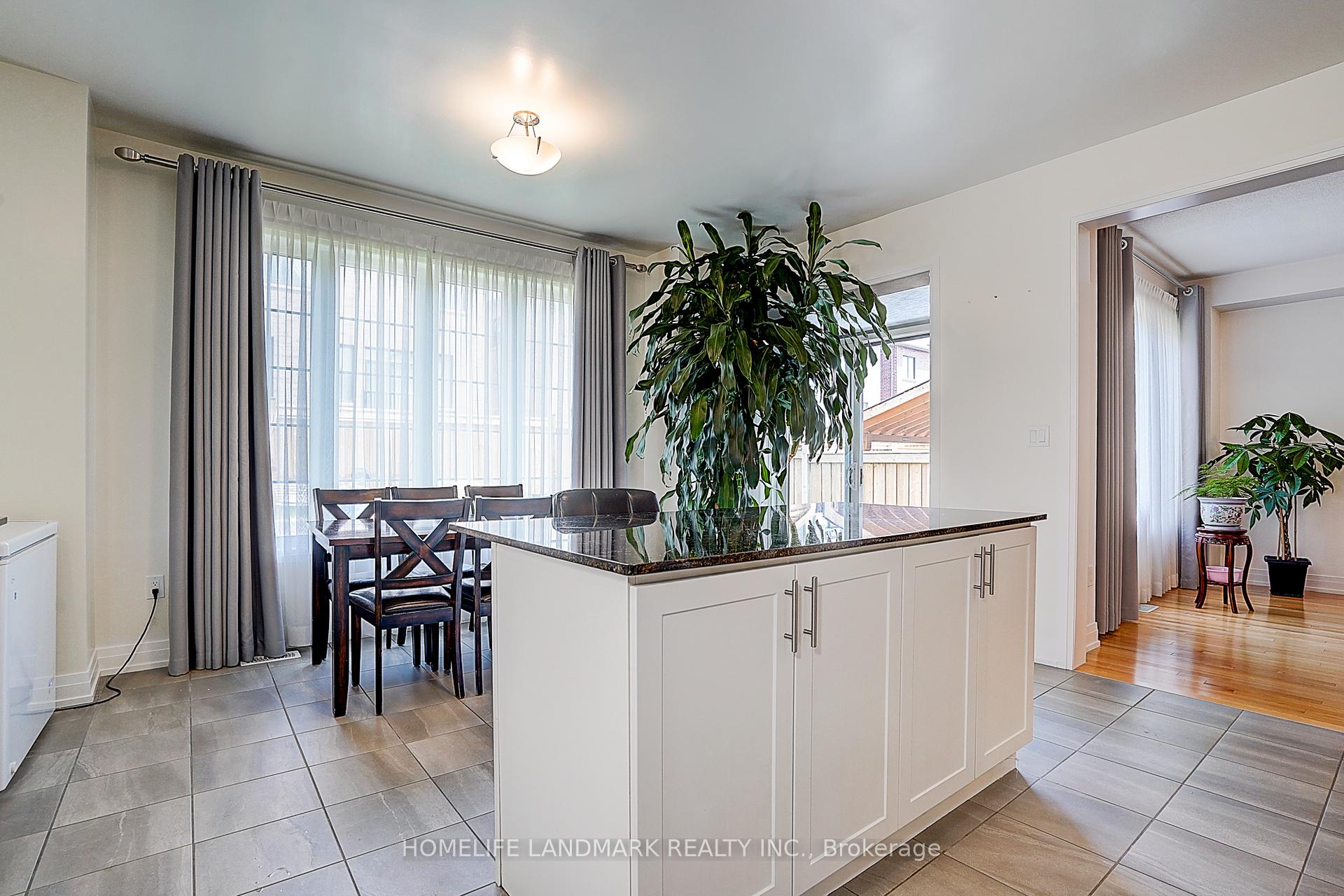 Photo 12 of 21 Hayeraft Street, Whitby, Rural Whitby — HOMEH